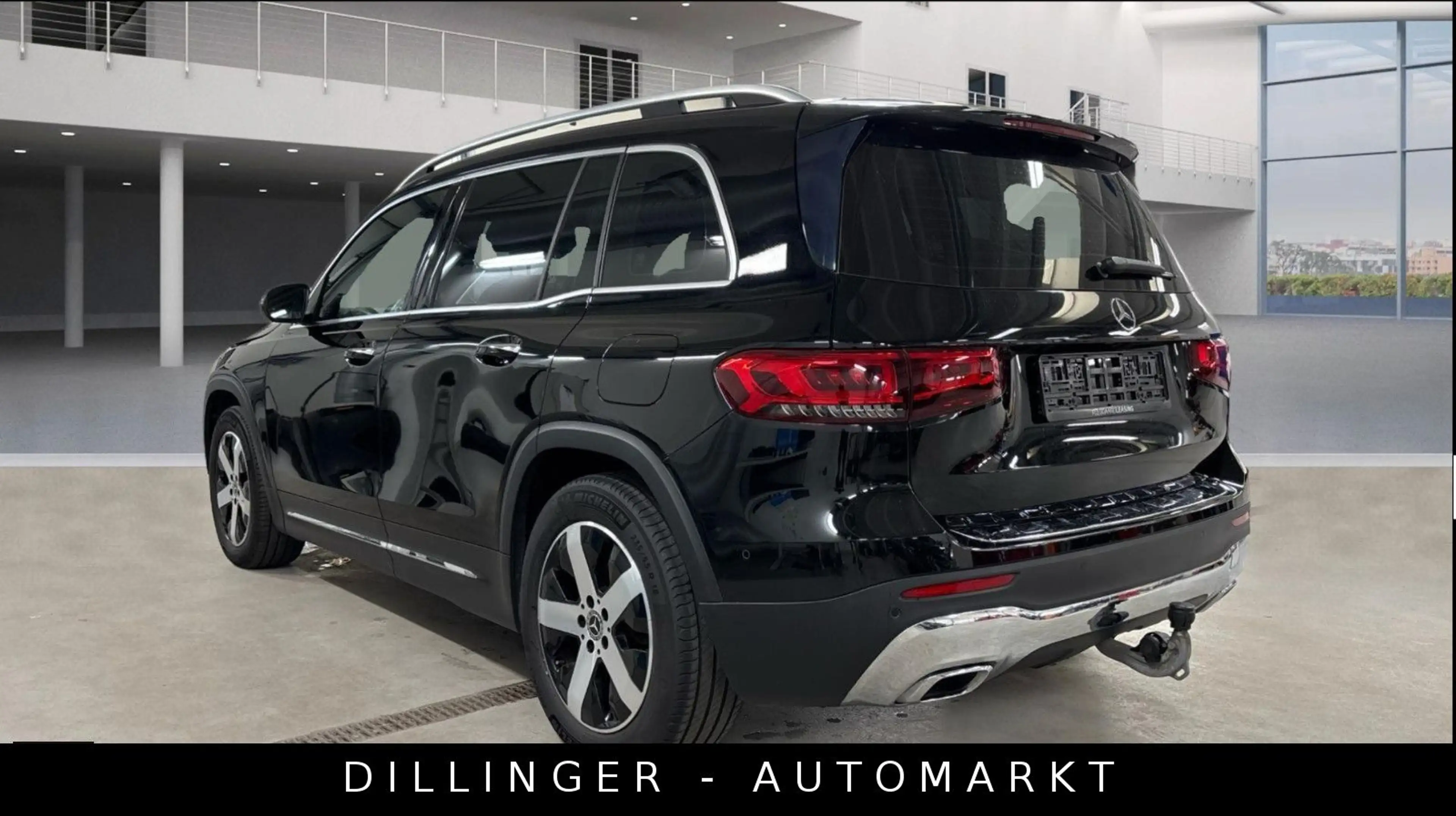 Mercedes-Benz GLB 200 d 8G AMBIENTE LED Navi AHK Distro. Kamera — photo 3