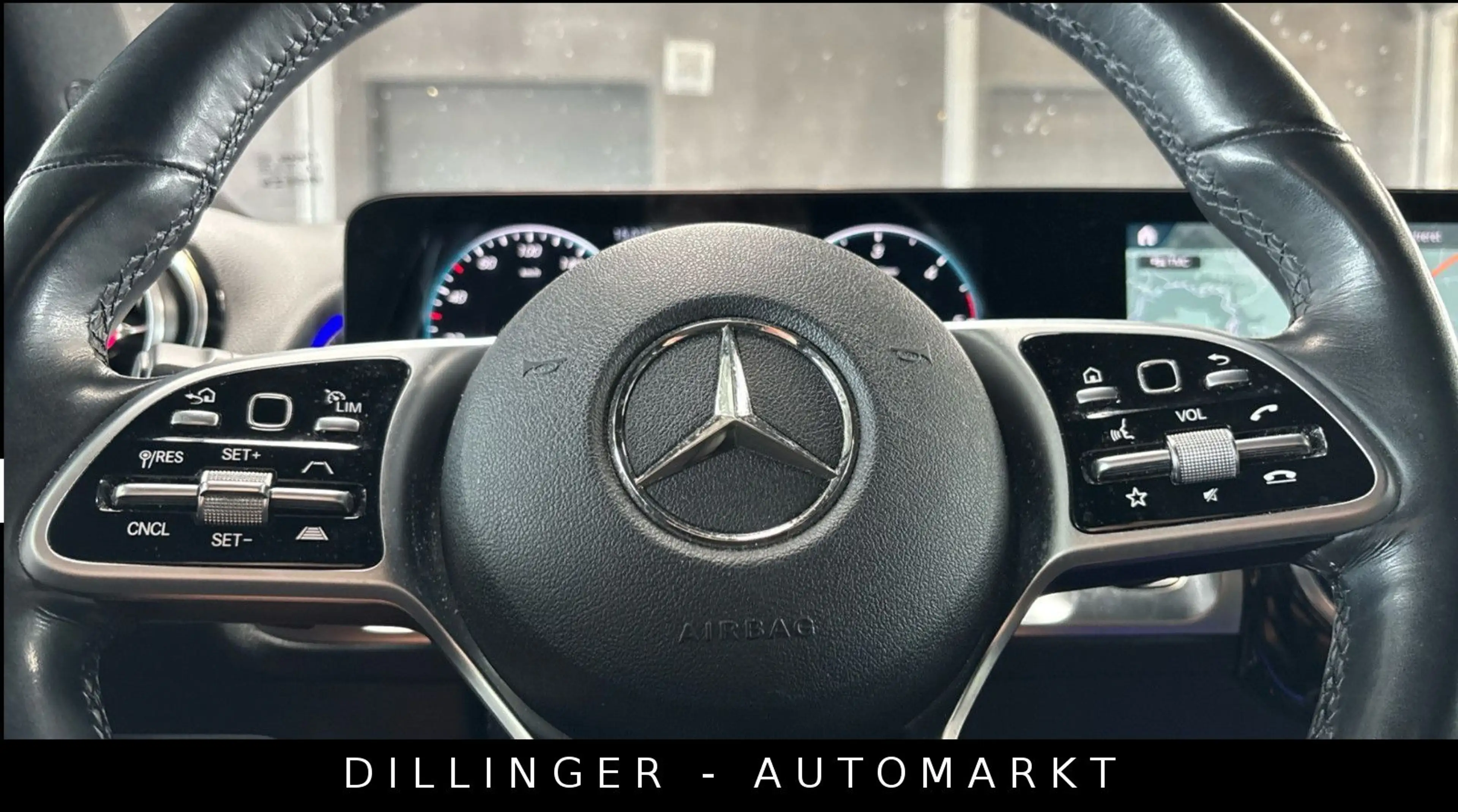 Mercedes-Benz GLB 200 d 8G AMBIENTE LED Navi AHK Distro. Kamera — photo 10