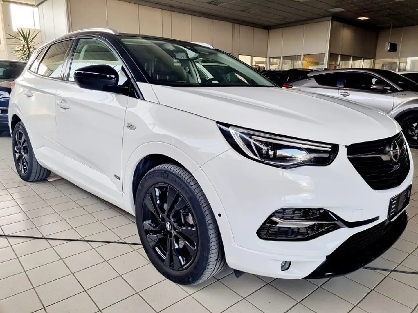 Opel Grandland X 1.6 phev Ultimate LOOK AUTOM Weiß - 1