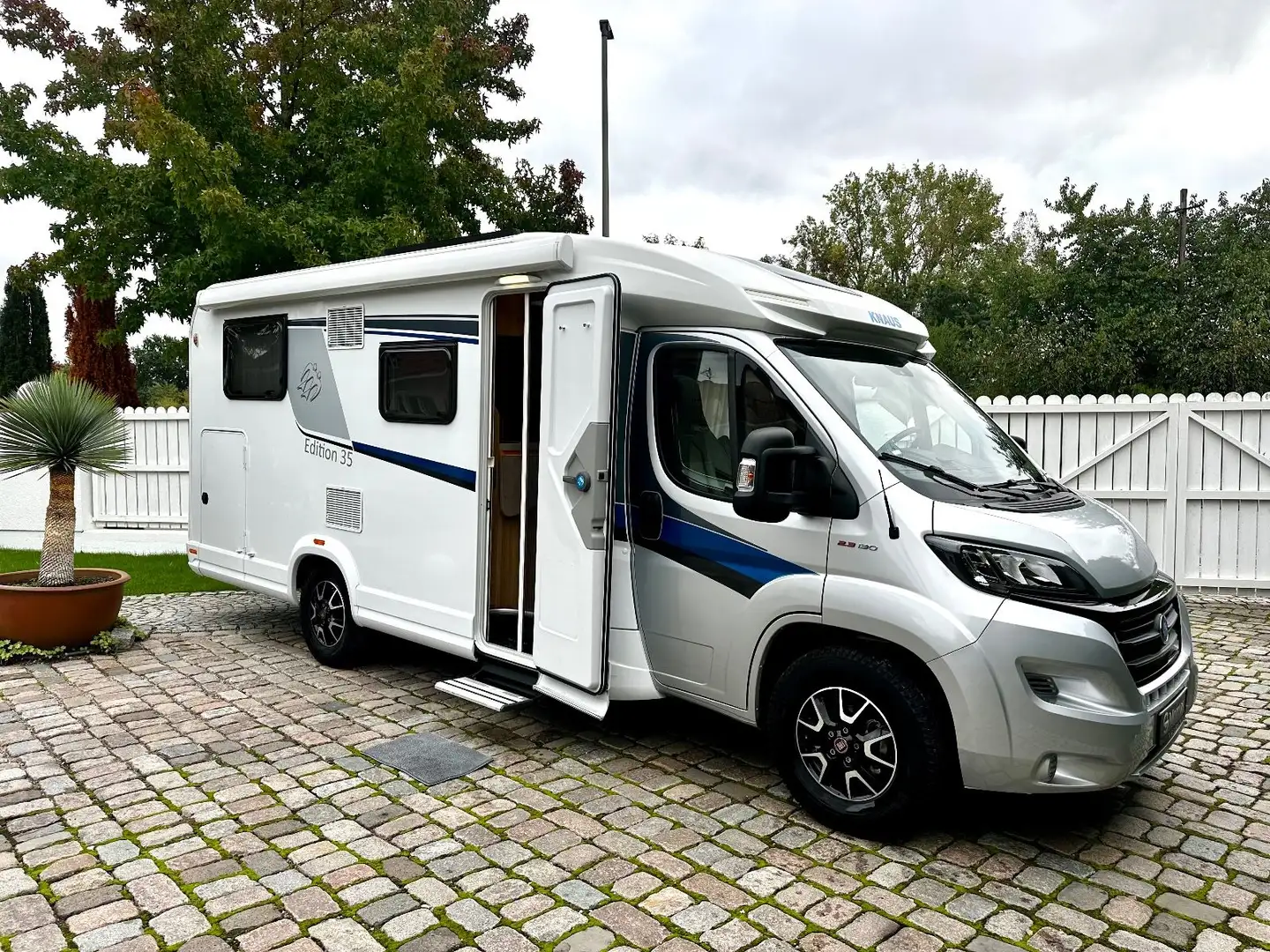 Knaus Sky TI 650 MEG/6,97m/Rad/Solar/Sat/Markise/TV/ Weiß - 2