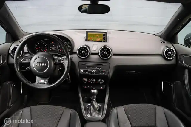 Audi A1 view 3