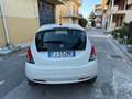 Lancia Ypsilon Ypsilon III 2015 1.2 Gold ecochic Gpl 69cv my16 Blanc - thumbnail 2