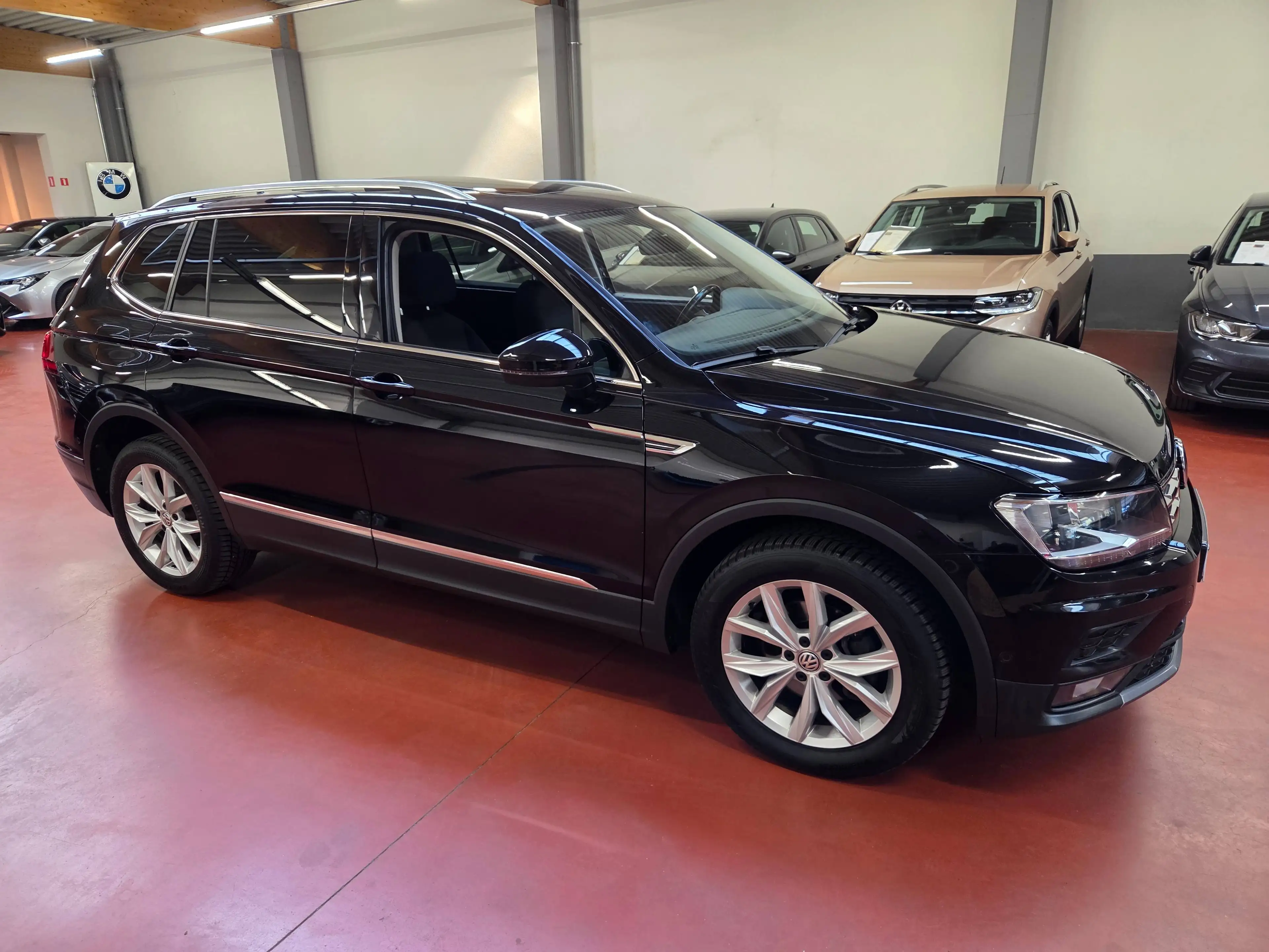 Volkswagen Tiguan Allspace 1.5 TSi DSG + 7 PLACES + TOIT PANO + GARANTIE — photo 2