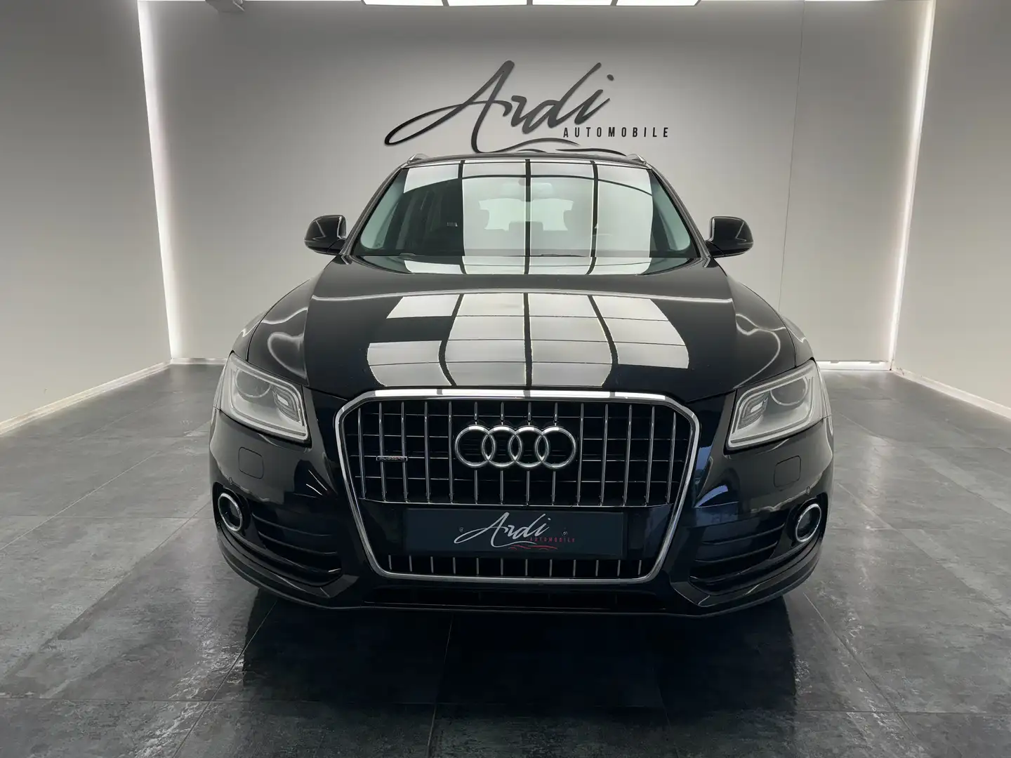 Audi Q5 2.0 TDi Quattro *GARANTIE 12 MOIS*GPS*CUIR*XENON* Zwart - 2