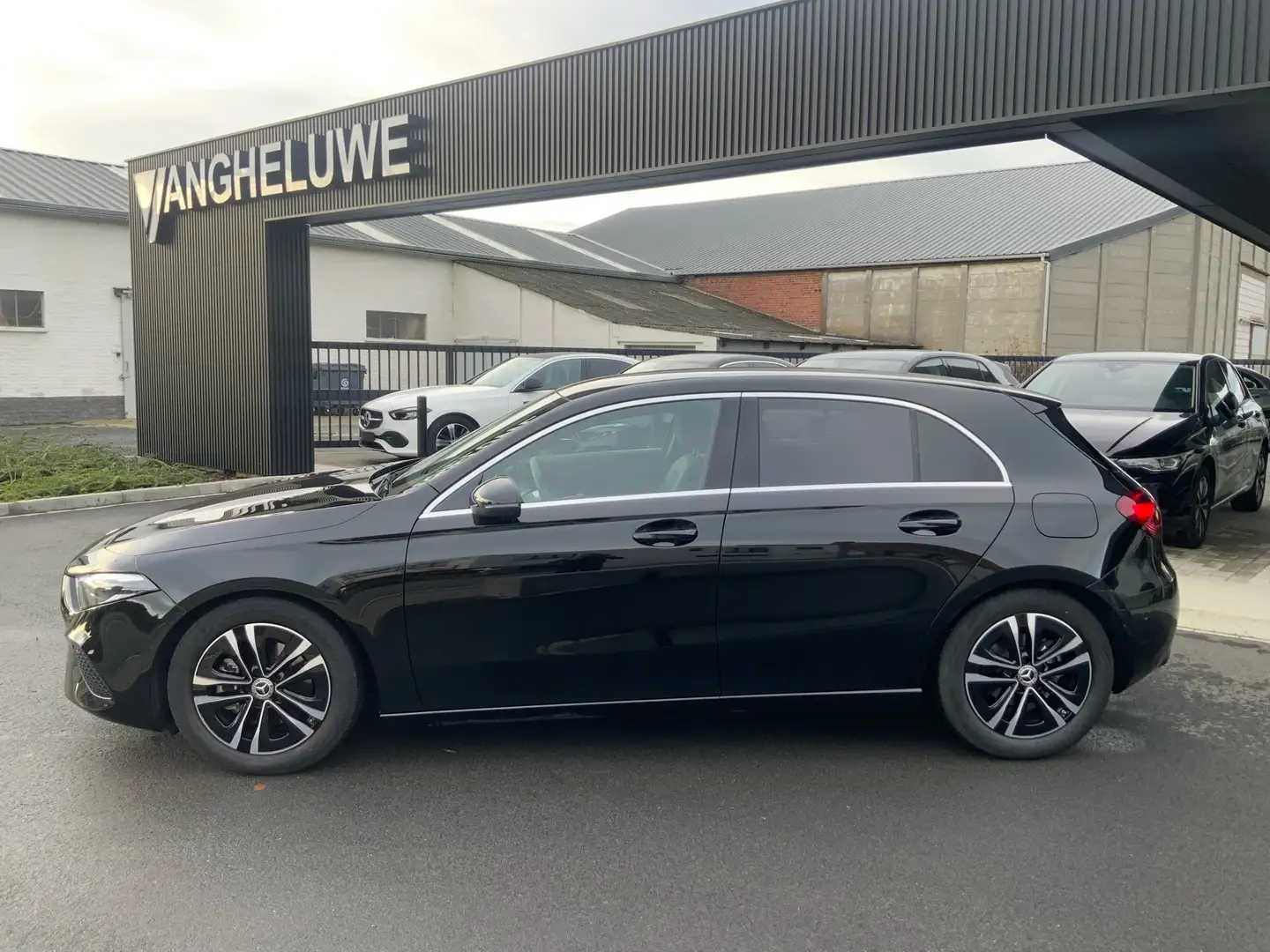 Mercedes-Benz A 180 Urban/Progressive pakket /Achteruitrijcamera Noir - 1