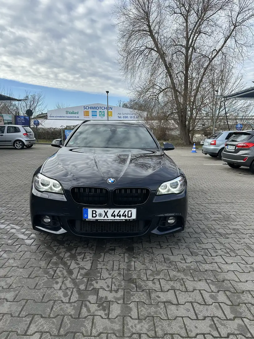 BMW 525 525d xDrive Touring Aut. Schwarz - 1