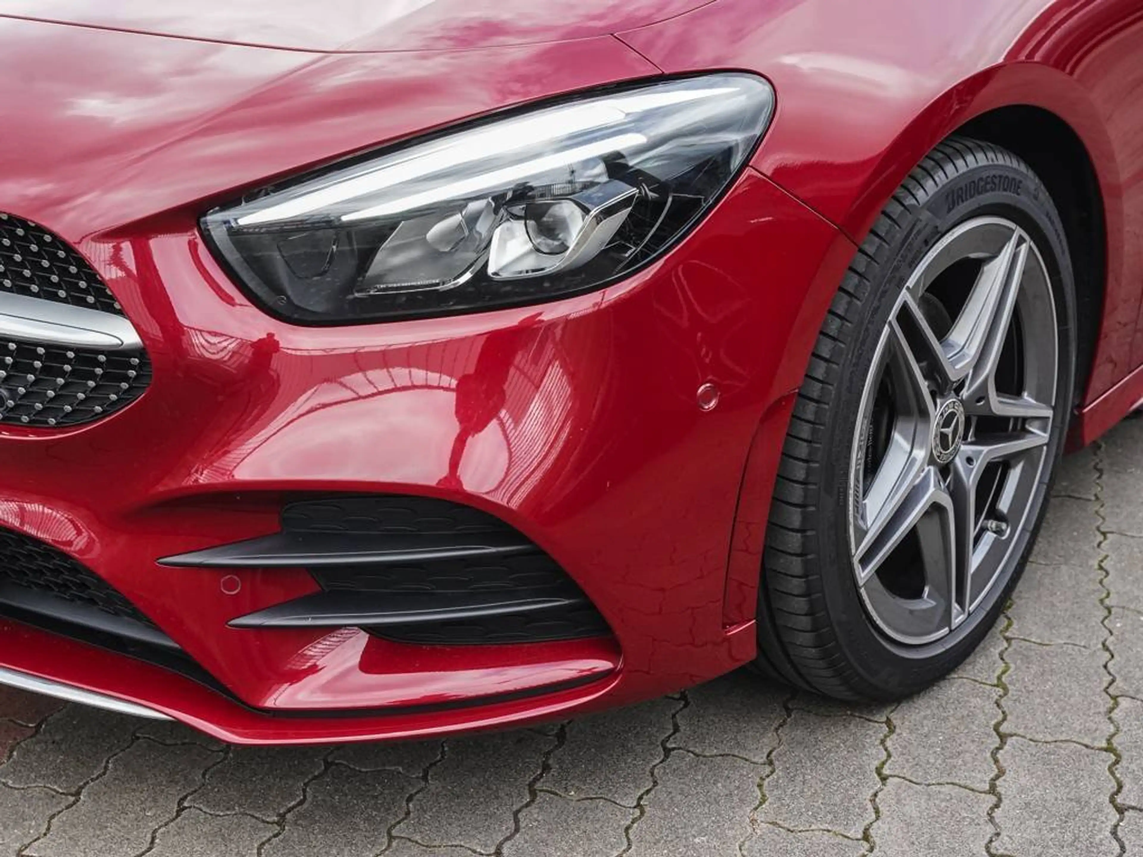Mercedes-Benz B 200 AMG Kamera Ambiente Tempomat Sitzhzg. LED — photo 4