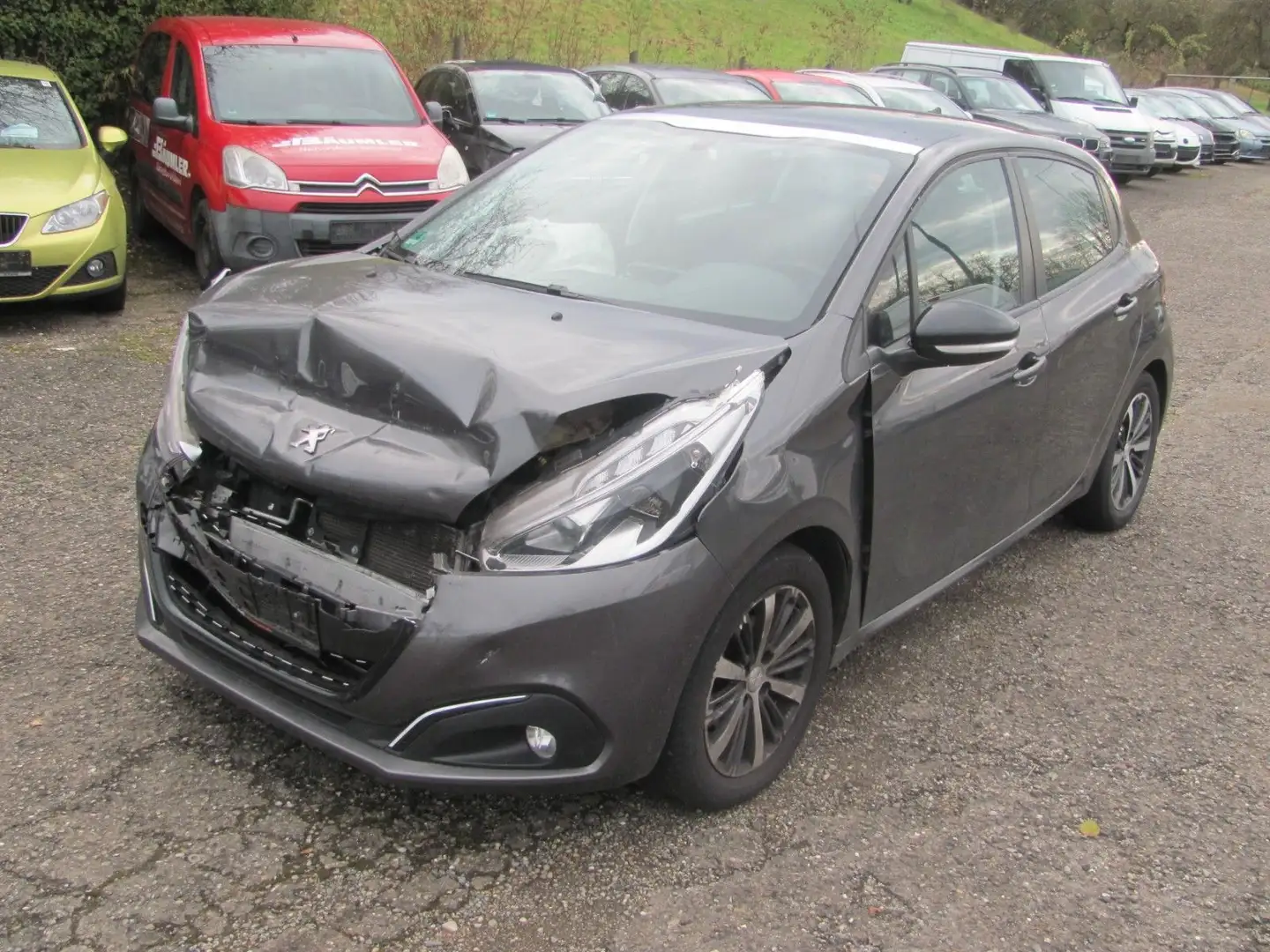 Peugeot 208 1.2 Active Unfall Alu/el.PanoramaSD/Kamera/PTS/SHZ Grau - 1