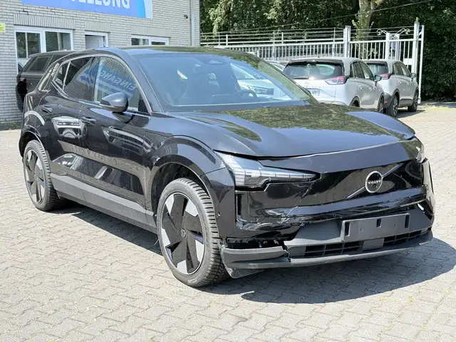 Volvo EX30 Ultra 2WD Pure Electric
