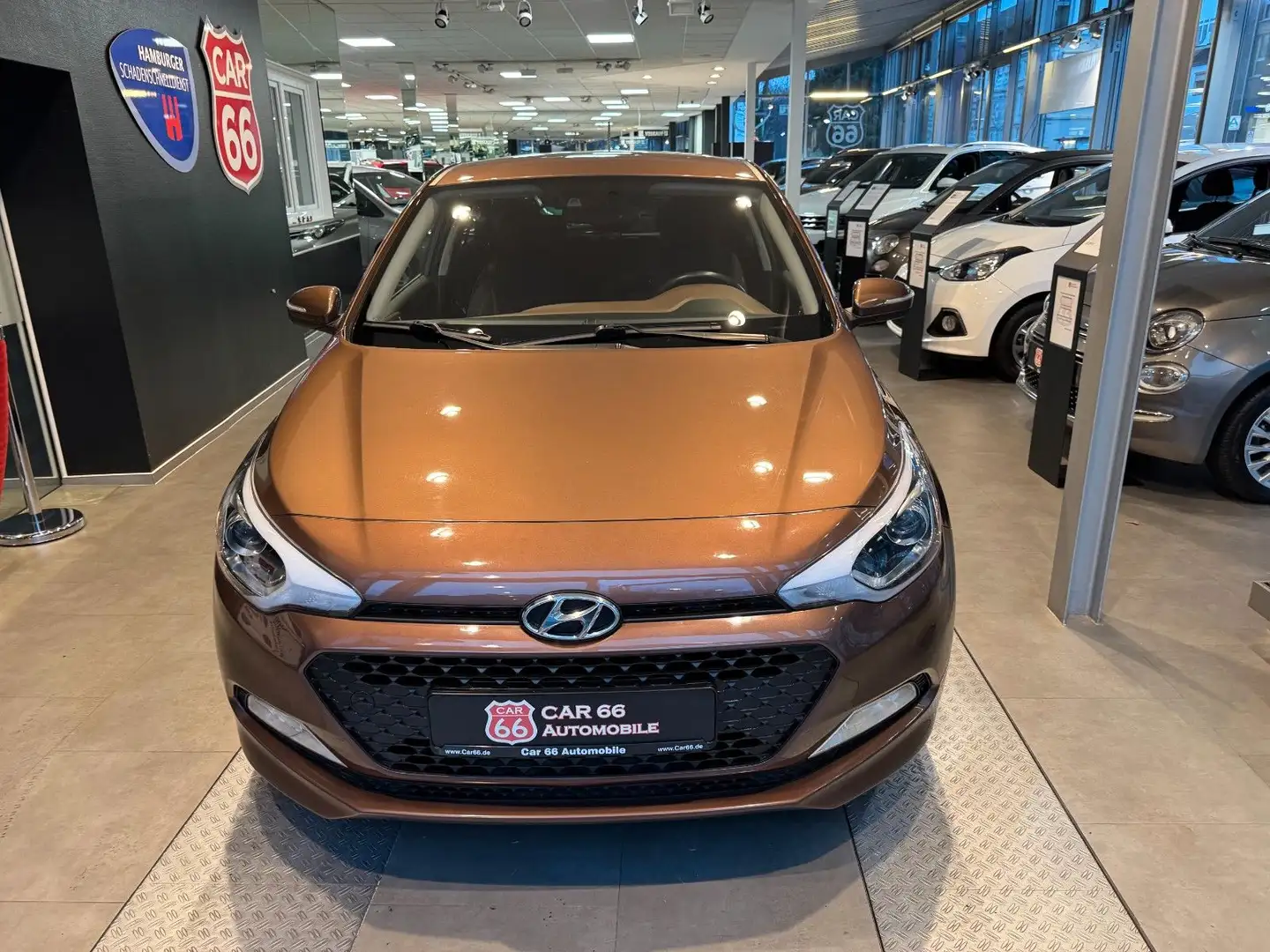 Hyundai i20 YES! Braun - 2