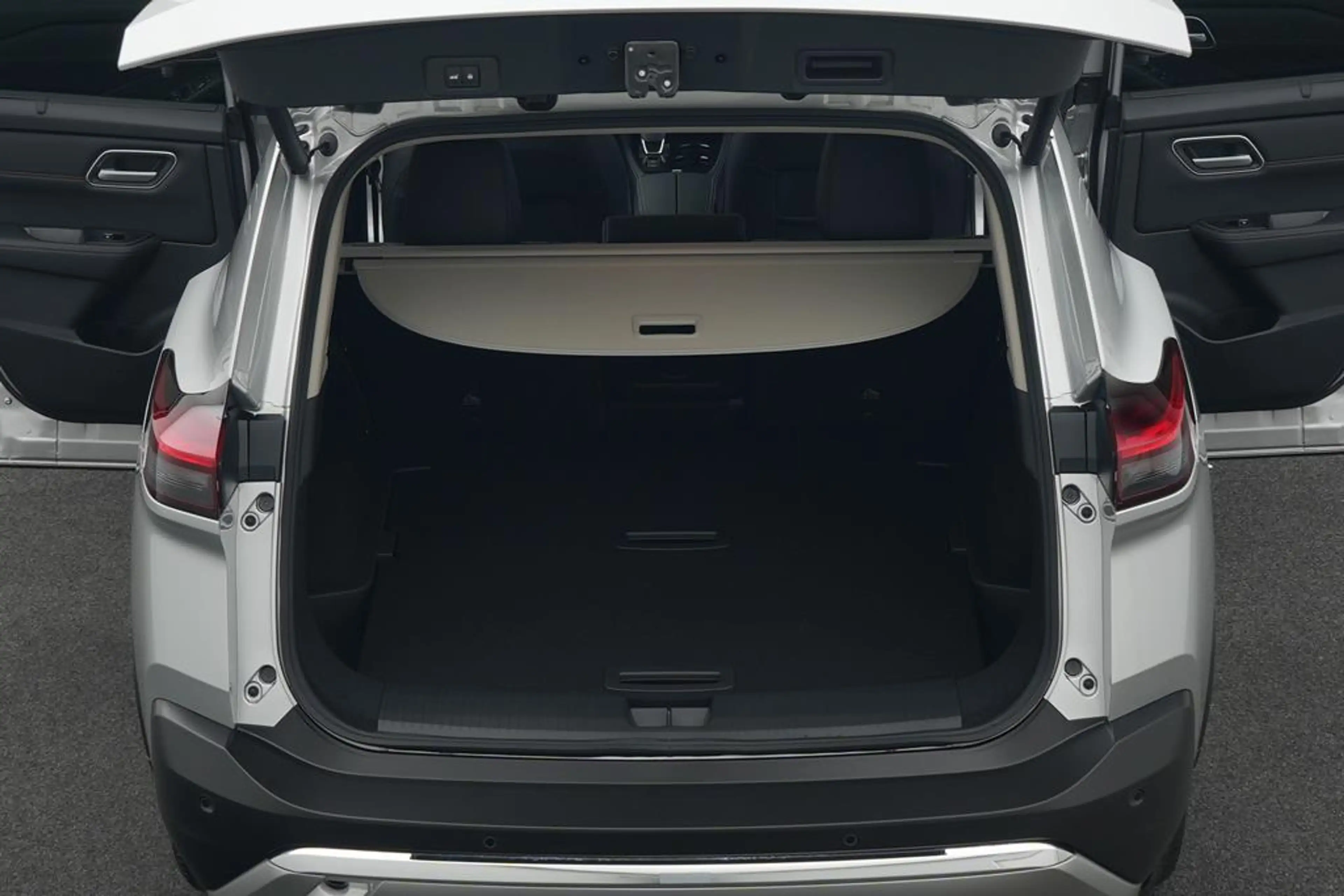 Nissan X-Trail X-T 1.5 163PS AT 4x2 Tekna+ 5 Sitze 20 — photo 6