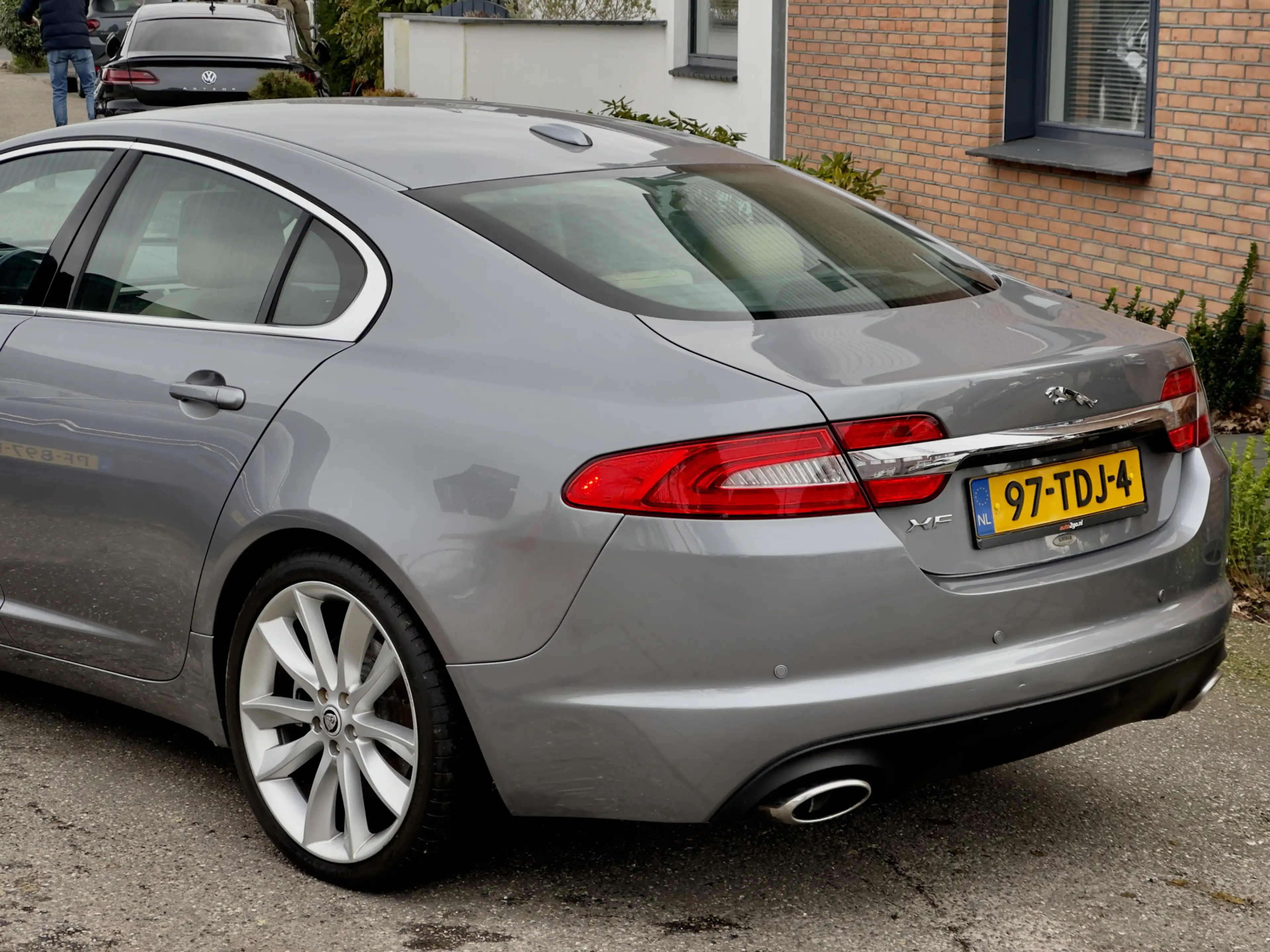 Jaguar XF 3.0D AUTOM VOL LEDER NAVI LED 20 INCH-LMV PDC ETC — photo 15