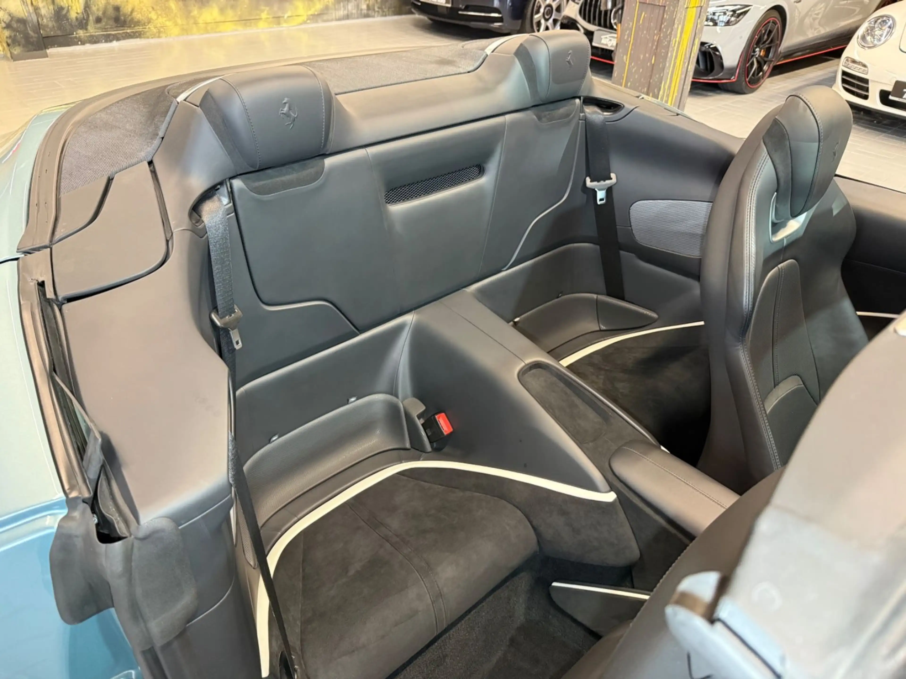Ferrari Roma 3.9 T V8 Spider DCT CARPLAY~360° — photo 15