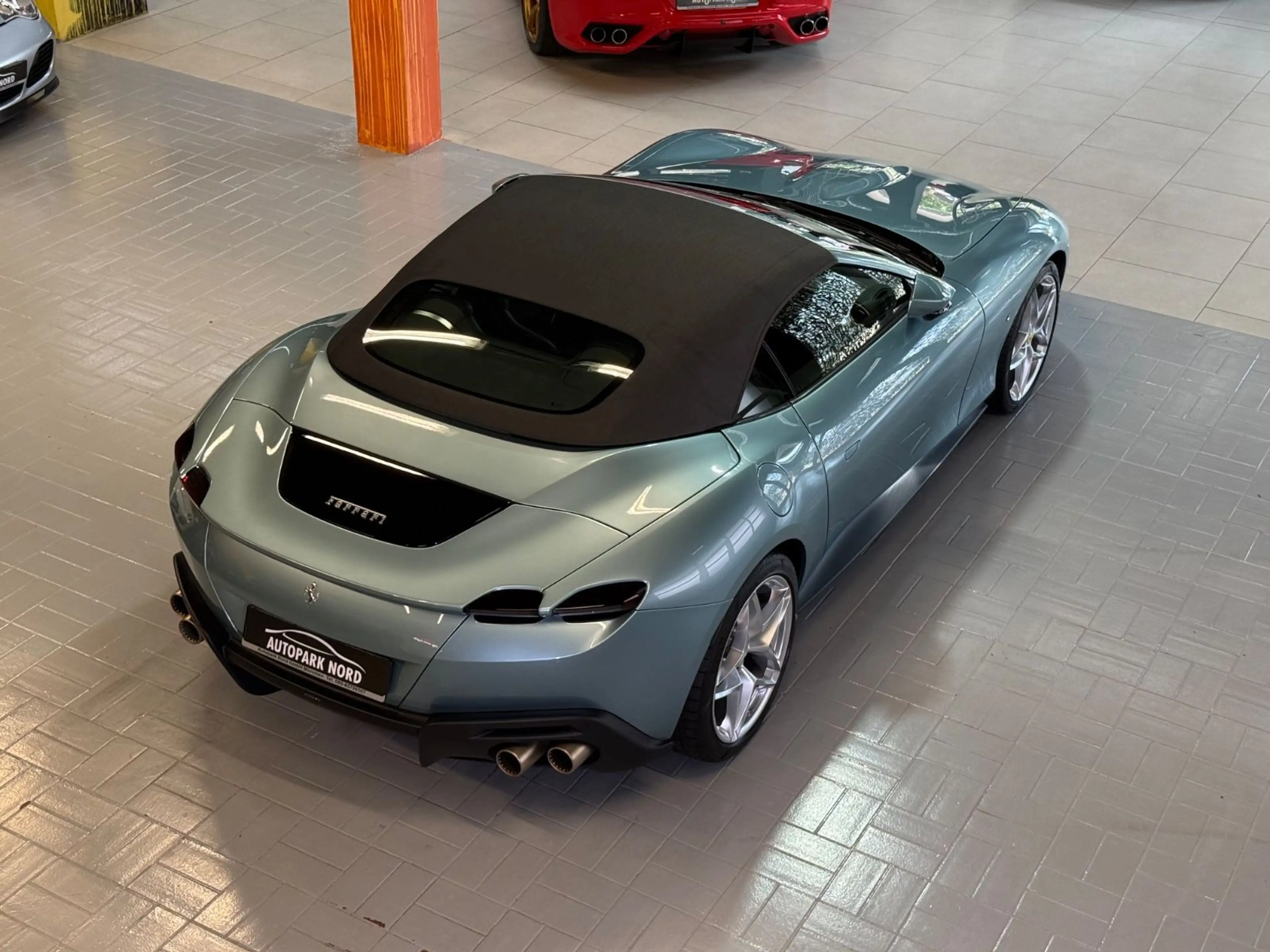 Ferrari Roma 3.9 T V8 Spider DCT CARPLAY~360° — photo 10