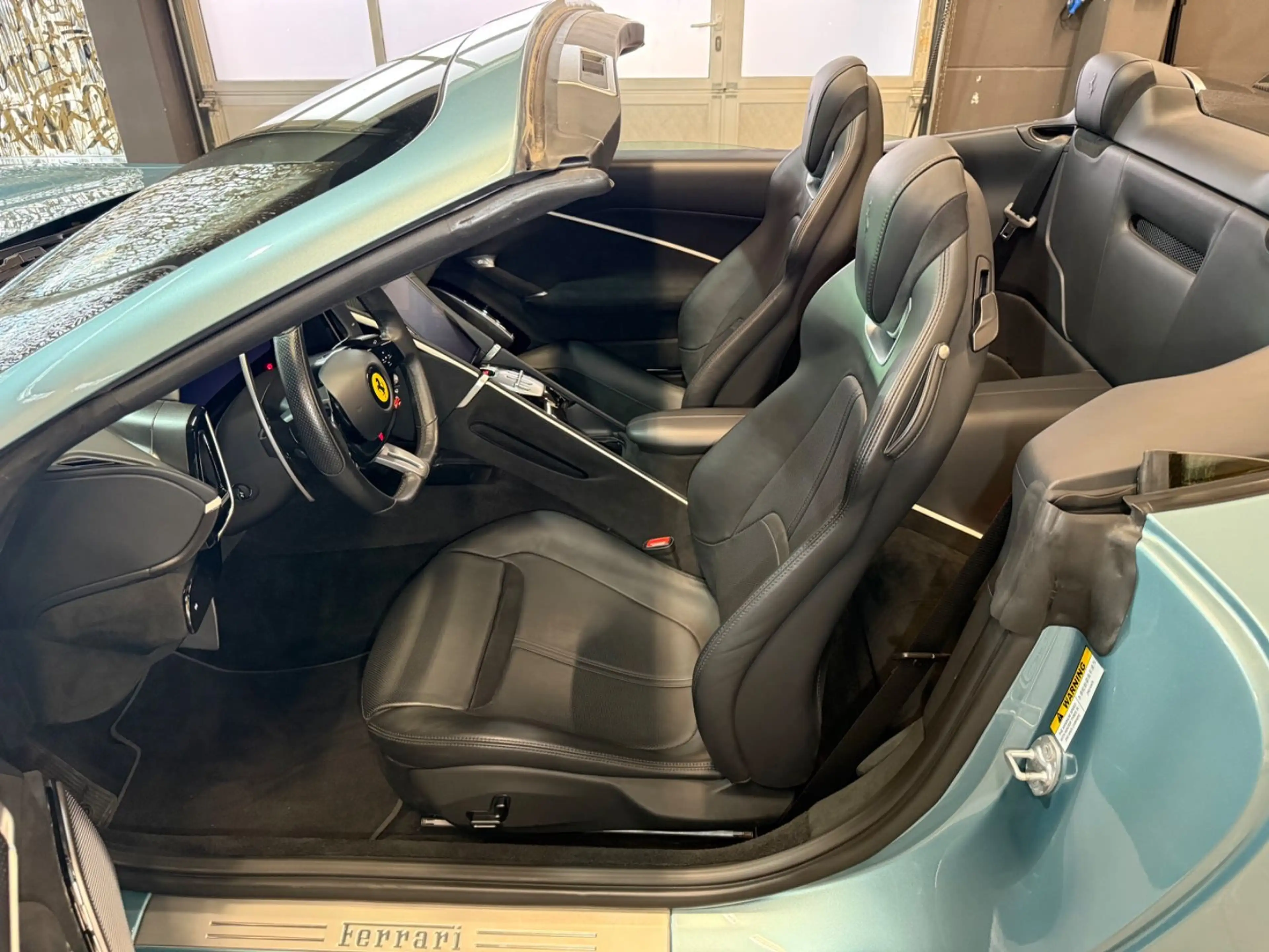 Ferrari Roma 3.9 T V8 Spider DCT CARPLAY~360° — photo 14