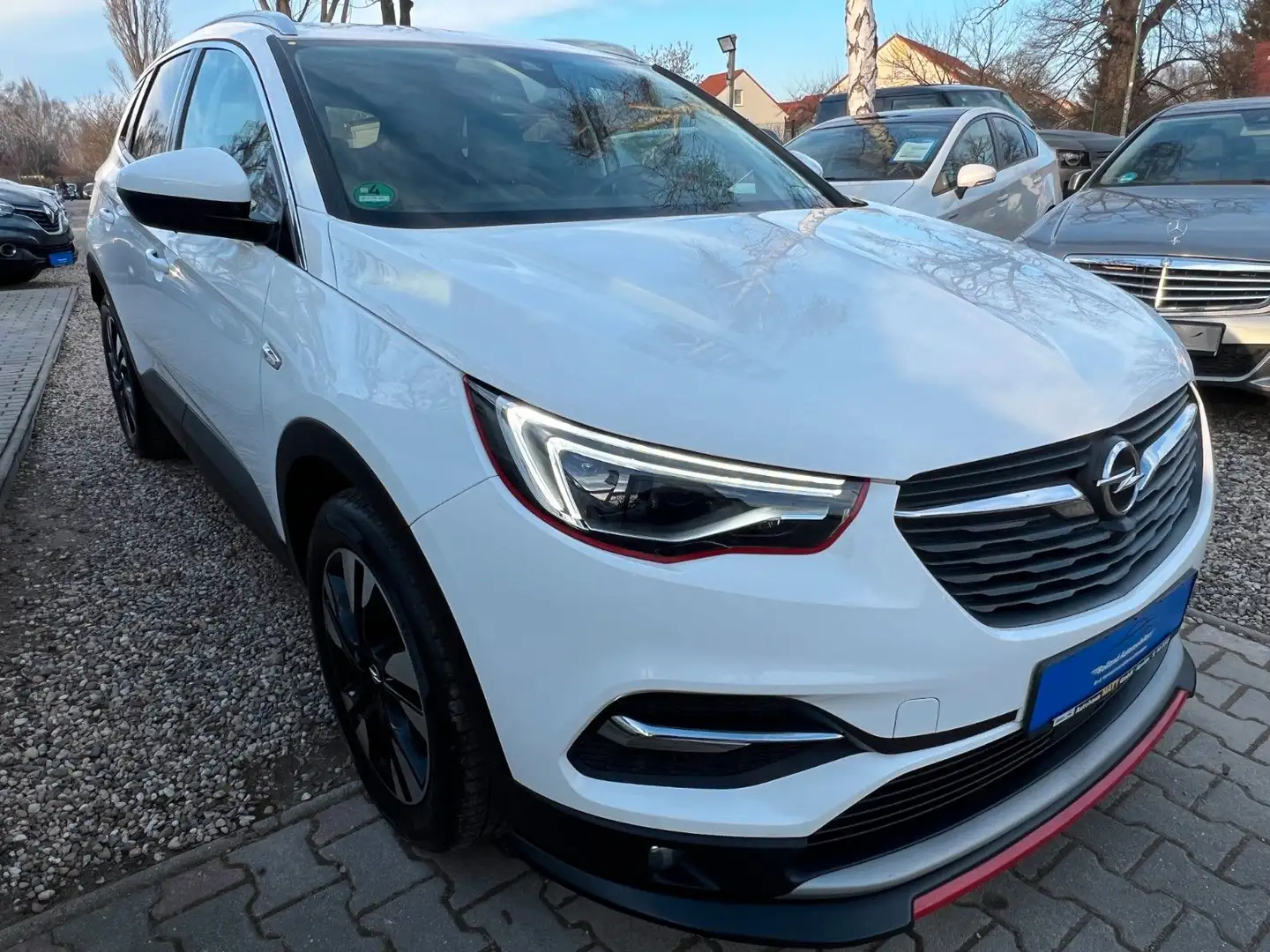 Opel Grandland X *1.HD*Navi*Temp*Kamera*Alus*TÜV NEU Blanco - 2