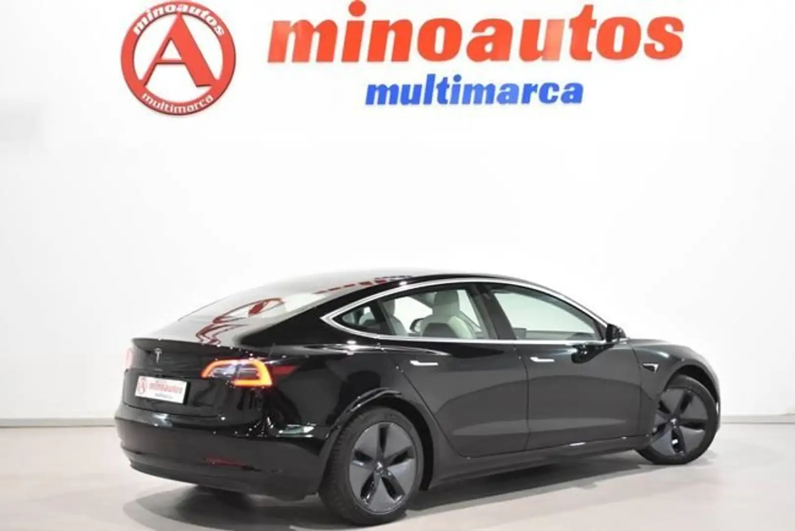 Tesla Model 3 Long-Range Dual Motor AWD Negro - 2