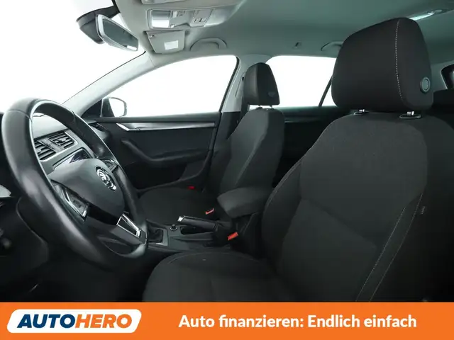 Skoda Octavia view 10
