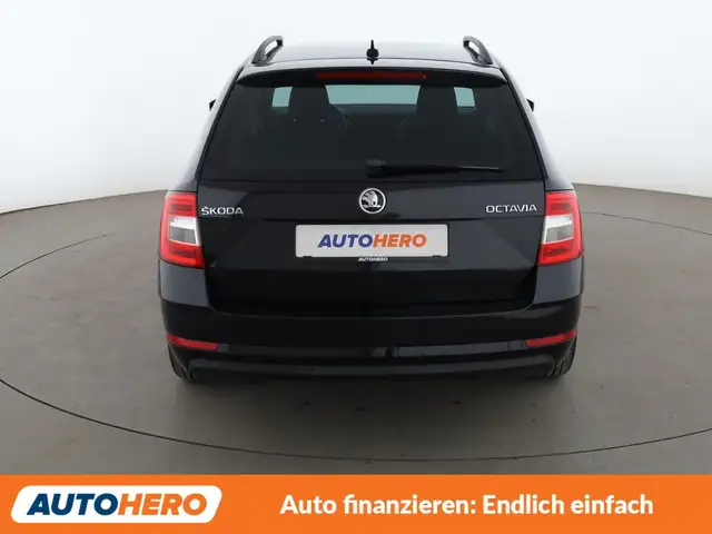 Skoda Octavia view 5