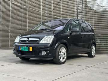1.6-16V COSMO AIRCO/NAVI/LM VELGEN/AUTOMAAT 1e EIG