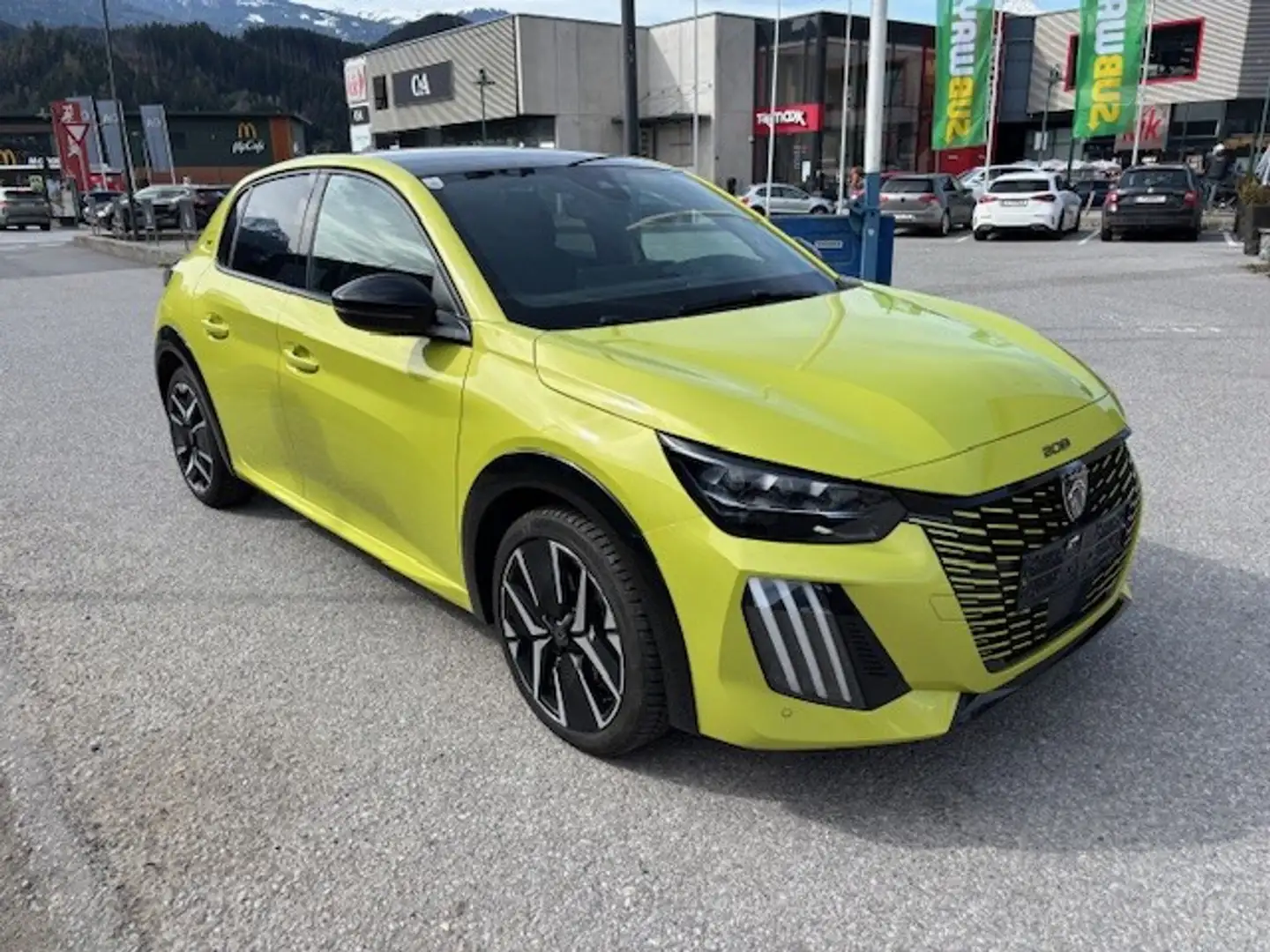 Peugeot 208 GT-Line PureTech 100 S&S Gelb - 2