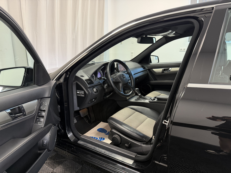 Mercedes-Benz C 200 CGI BlueEff. Aut. Avantgarde Navi Bi-Xenon — photo 10
