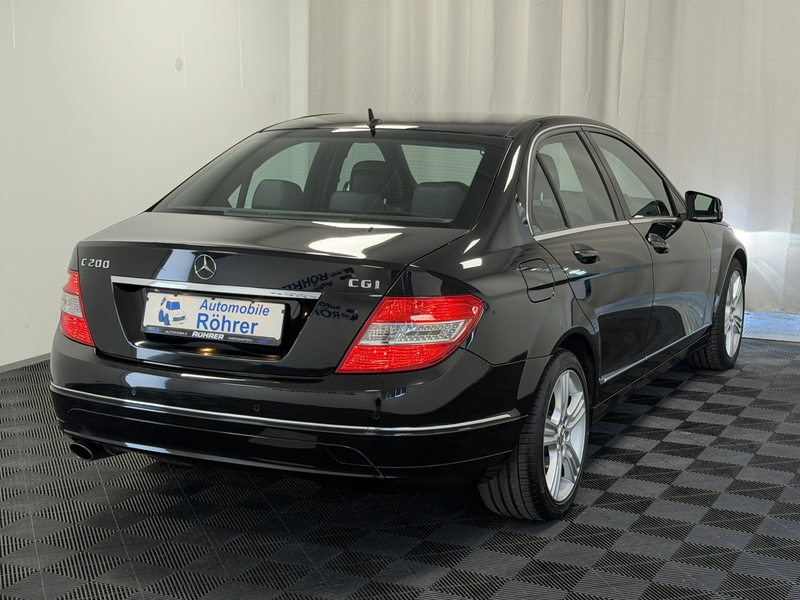 Mercedes-Benz C 200 CGI BlueEff. Aut. Avantgarde Navi Bi-Xenon — photo 8