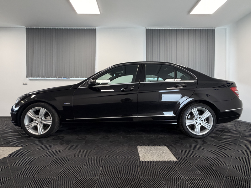 Mercedes-Benz C 200 CGI BlueEff. Aut. Avantgarde Navi Bi-Xenon — photo 5