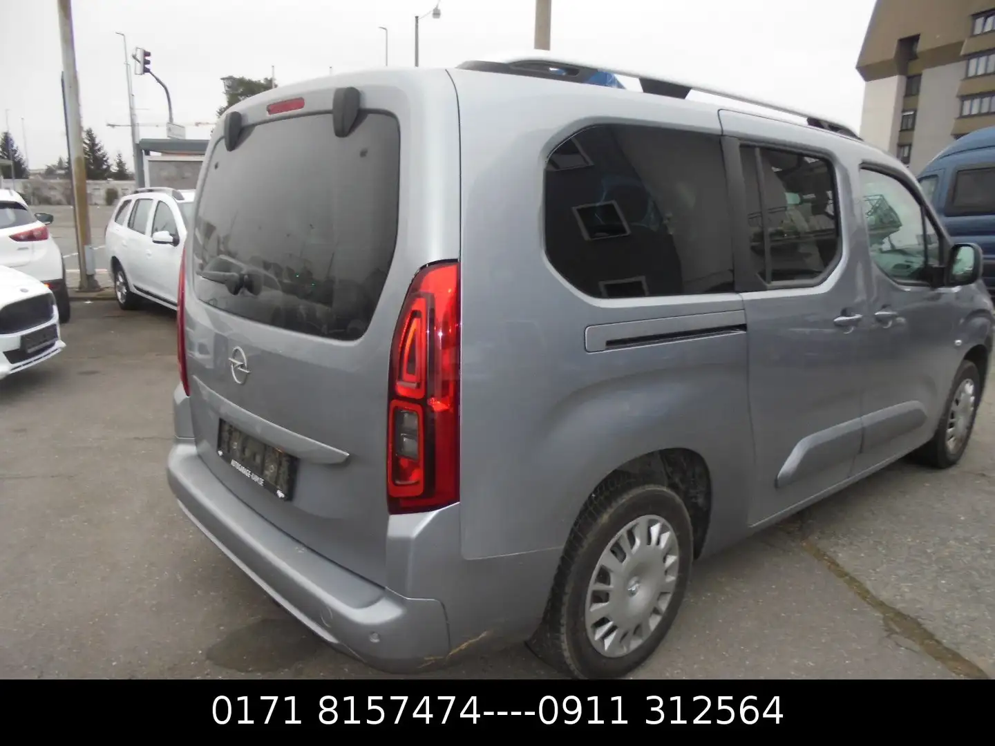Opel Combo Life XL E Innovation Grau - 2
