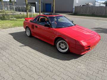 AW11