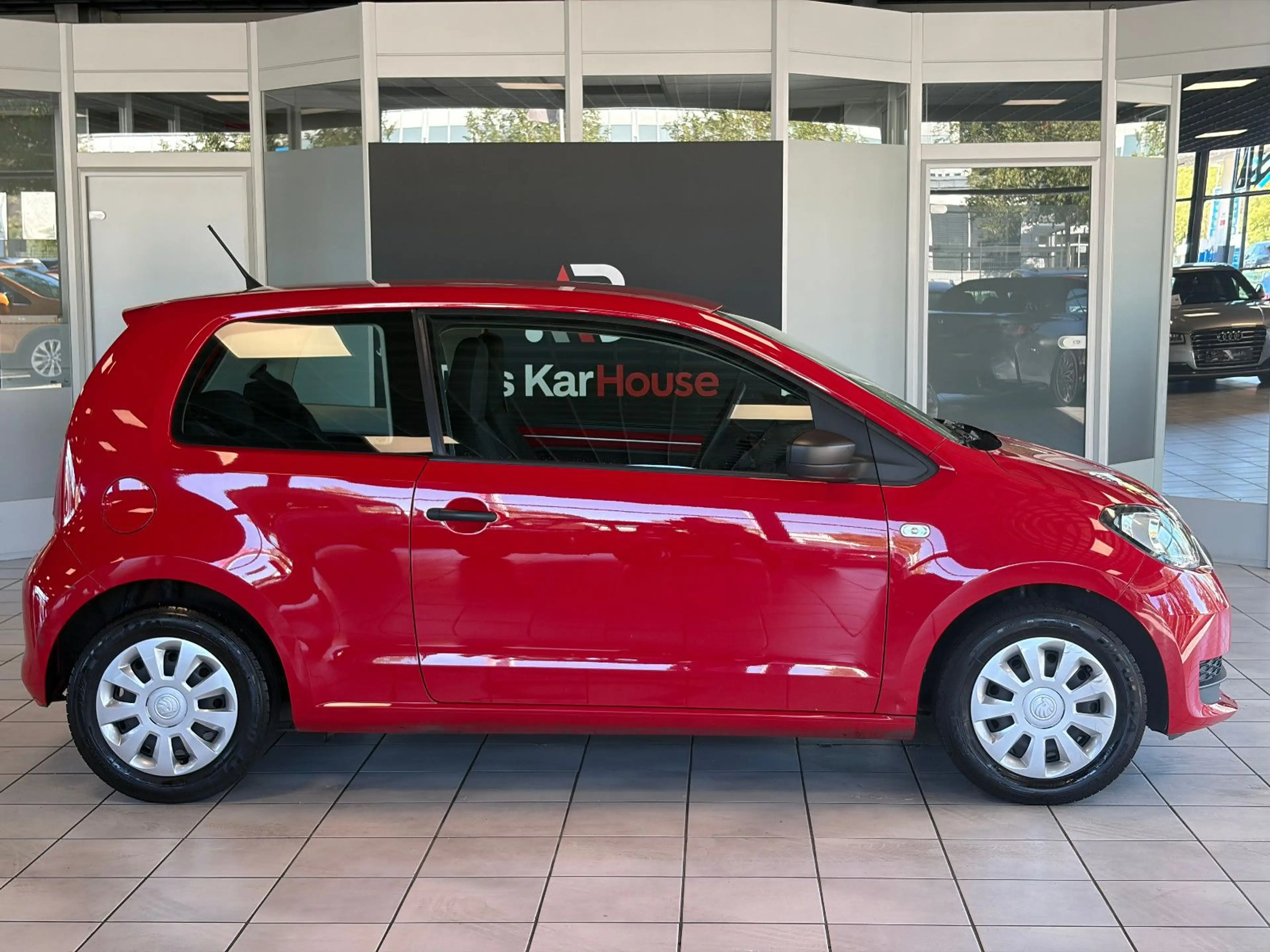 Skoda Citigo Active · Automatik · 2. Hand · TÜV 05/28 — photo 2