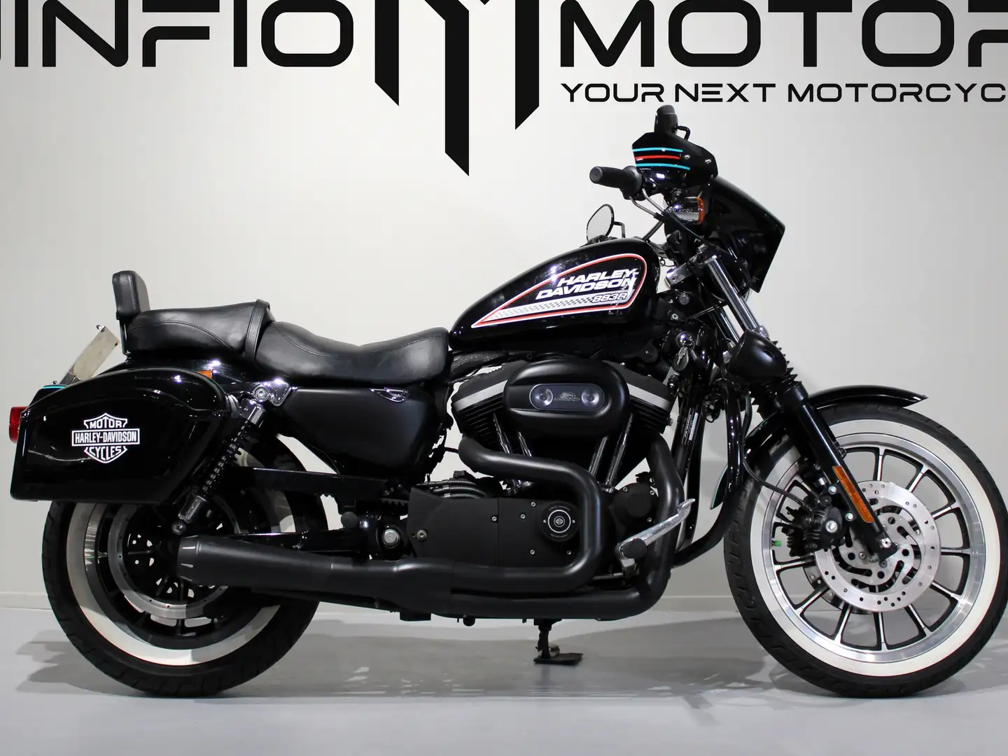 Harley-Davidson Sportster 883 R - 1