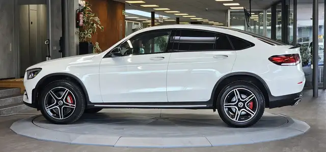 Mercedes-Benz GLC view 8