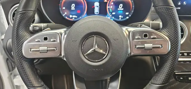 Mercedes-Benz GLC view 14