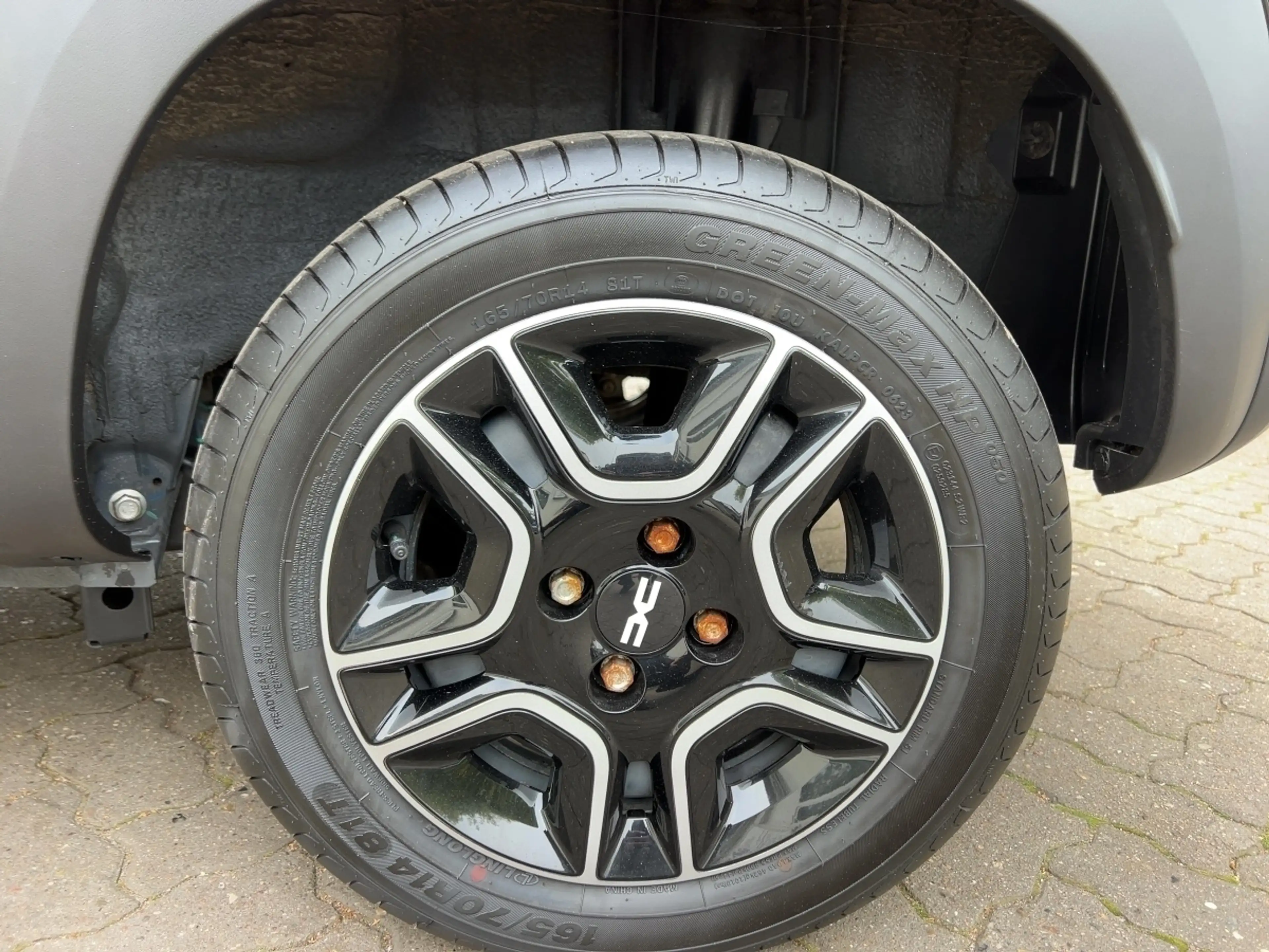 Dacia Spring Essential CCS KLIMA LED-Tagfahrlicht BT ABS ESP ZV — photo 15