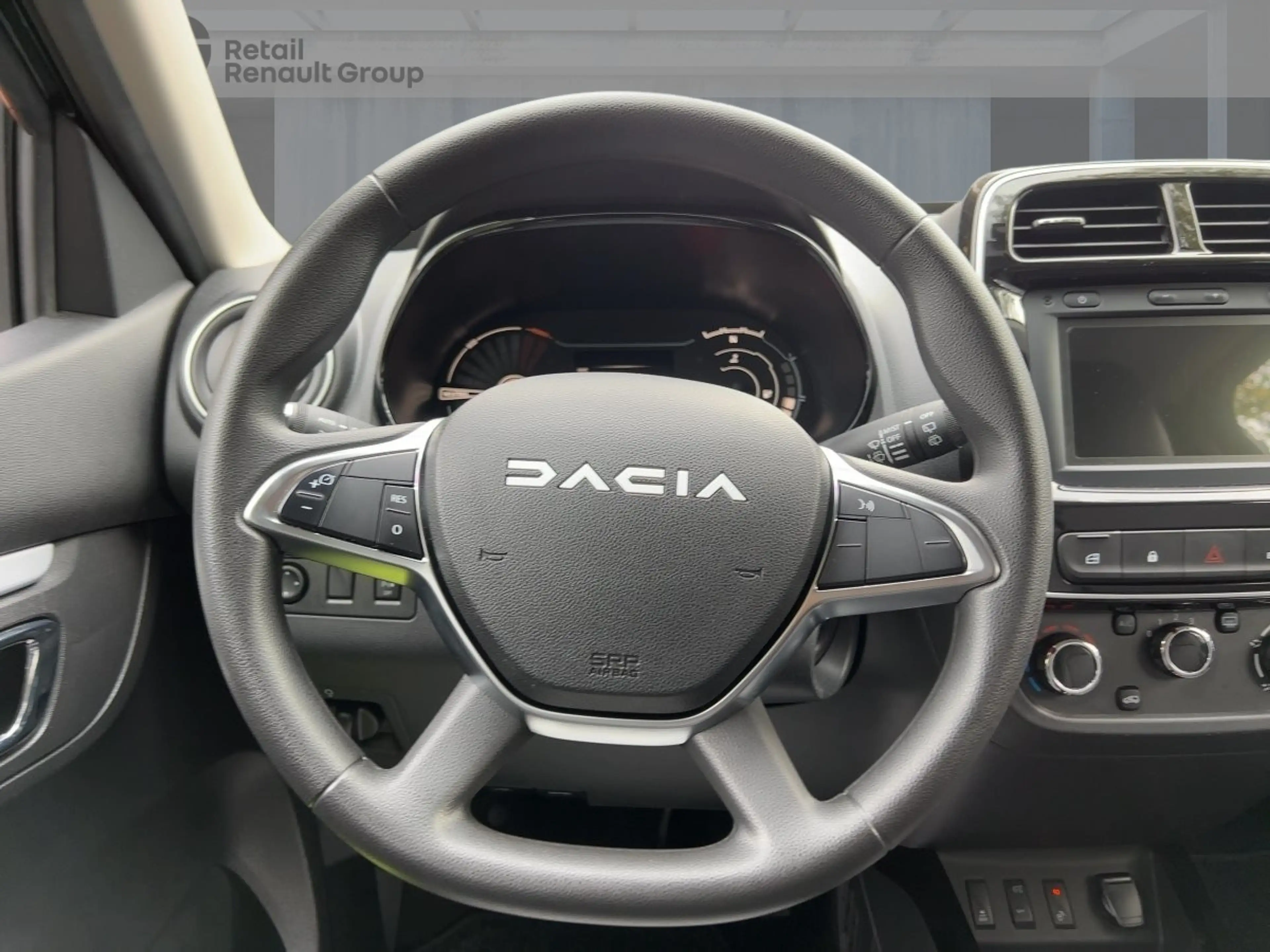 Dacia Spring Essential CCS KLIMA LED-Tagfahrlicht BT ABS ESP ZV — photo 11