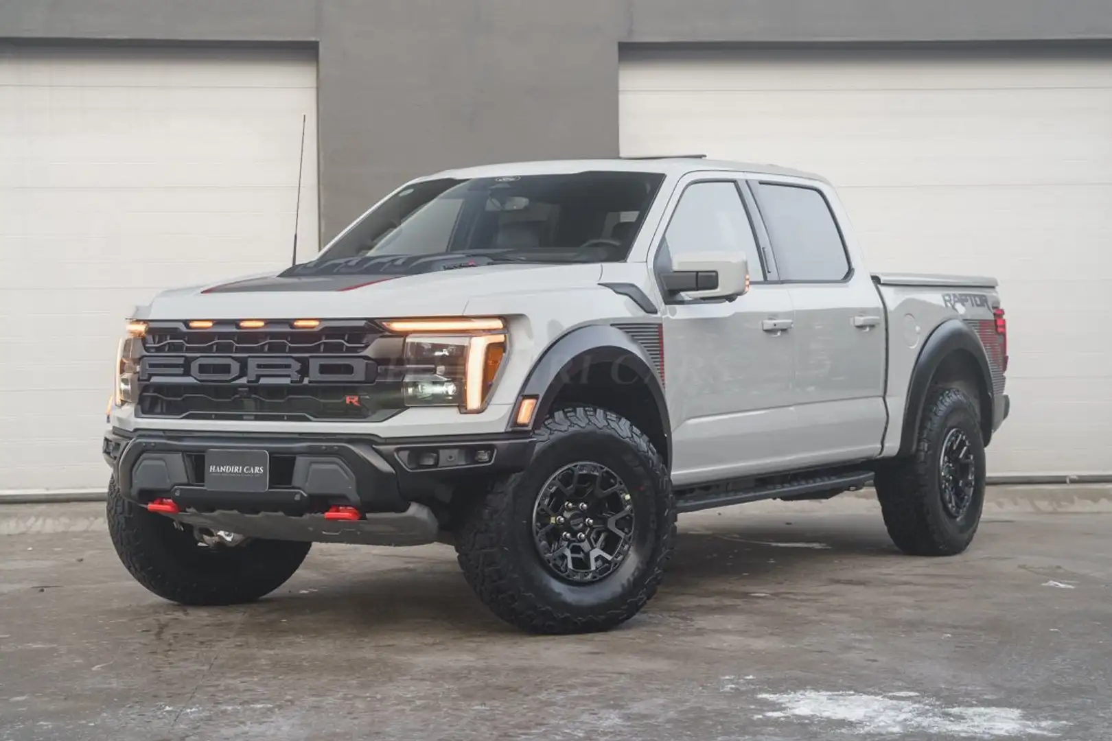 Ford F 150 2025 Raptor R € 157500 +55G EXTERIOR GRAPHICS Grijs - 1