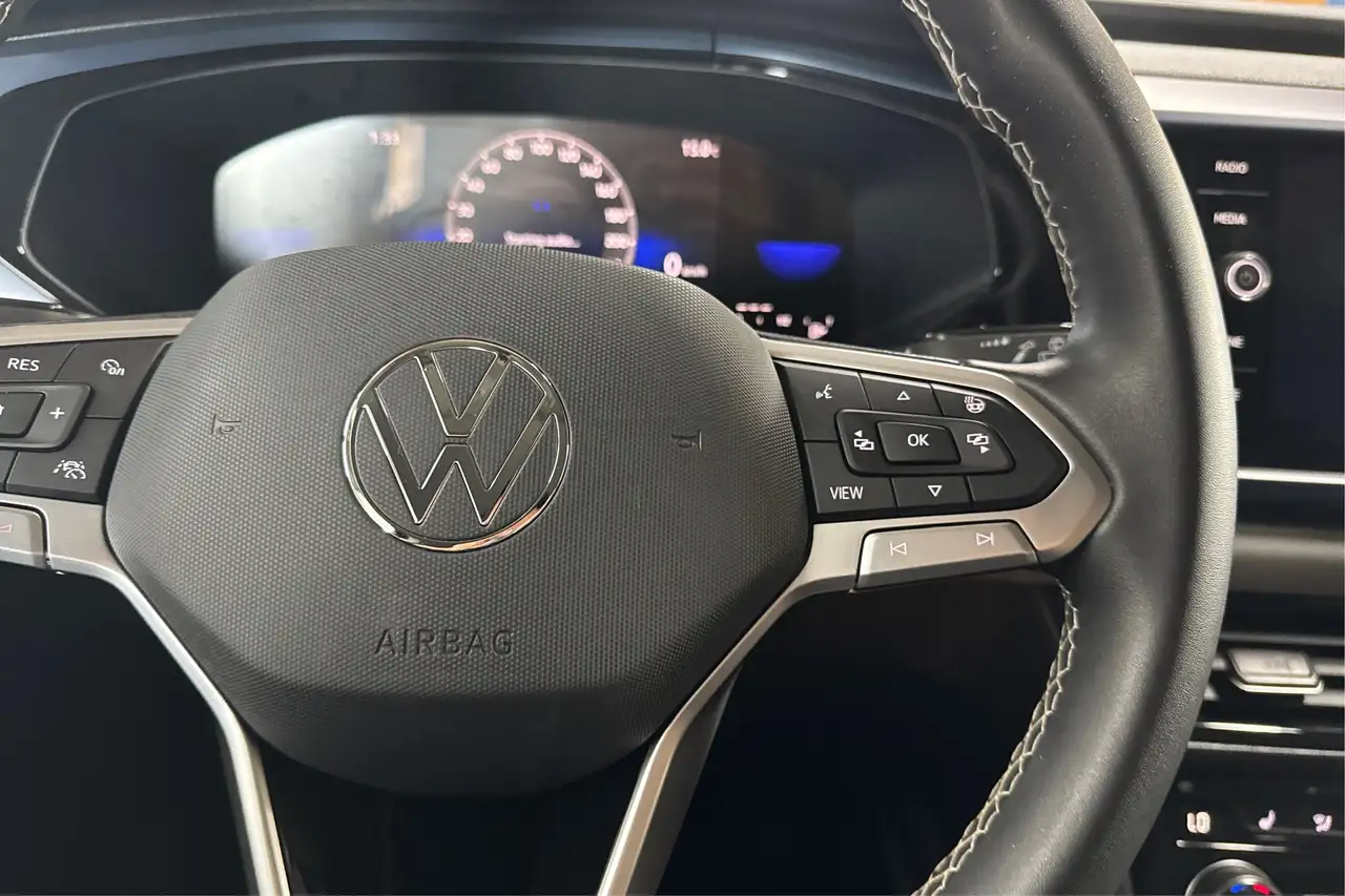 Volkswagen Taos снимка Volkswagen Taos
