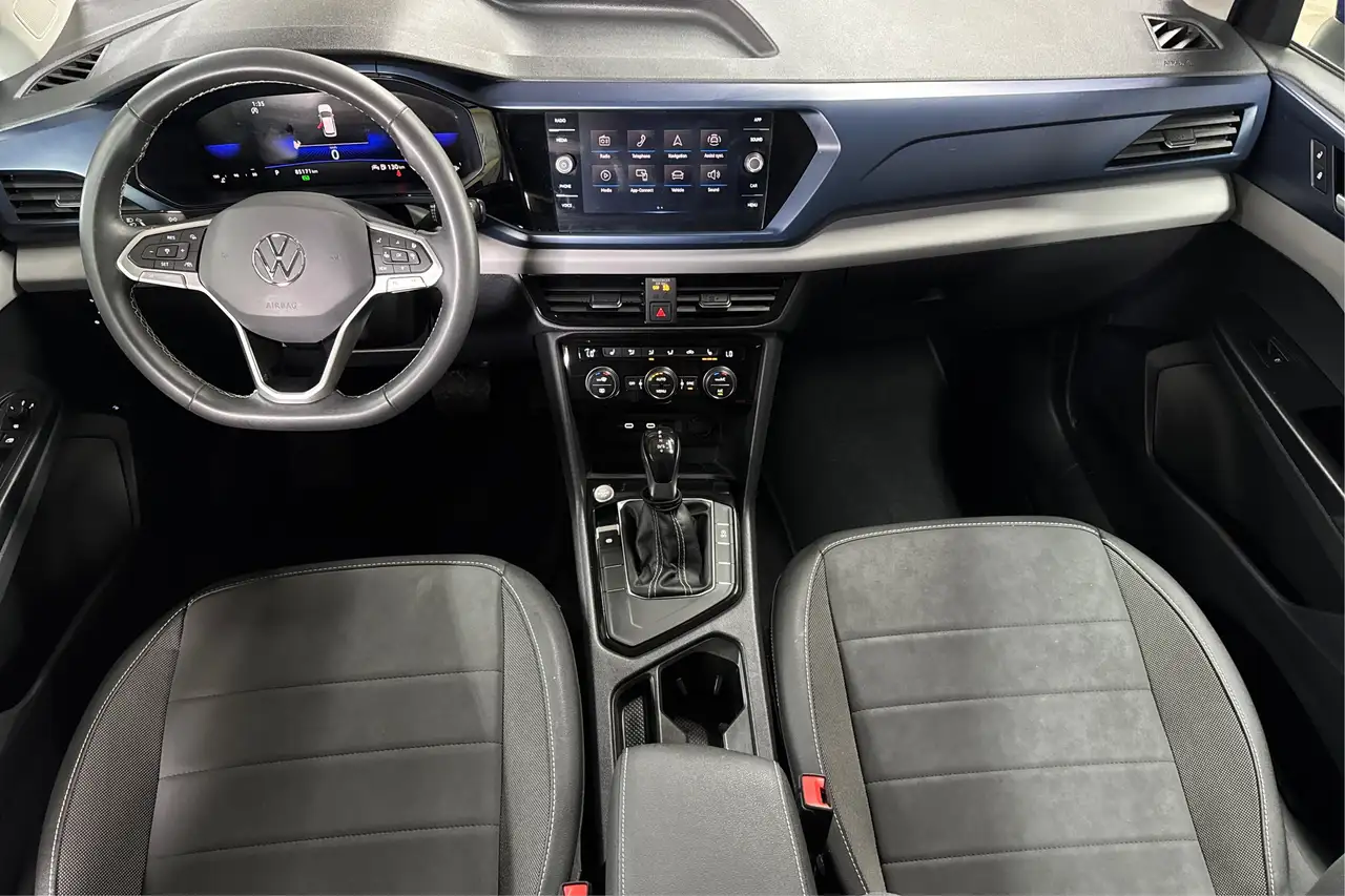 Volkswagen Taos снимка Volkswagen Taos
