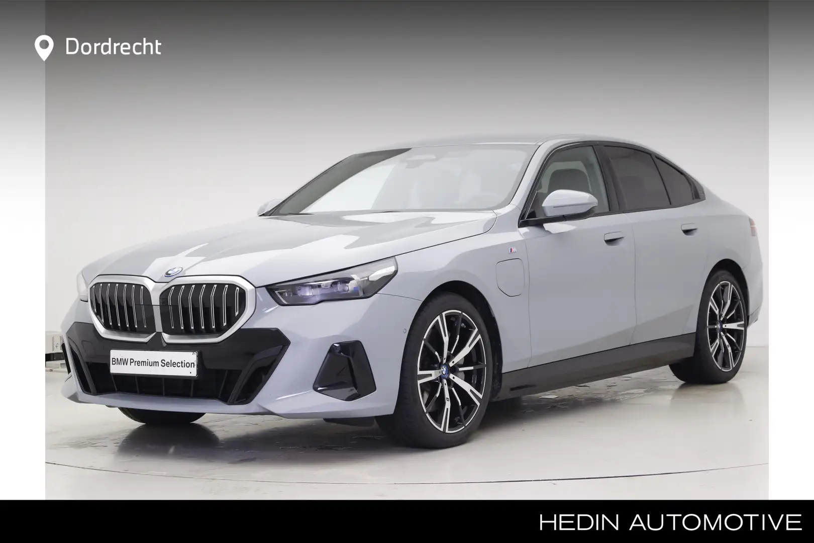 BMW 550 5-serie 550e xDrive M-Sport | Trekhaak | CoPilot | Gris - 1