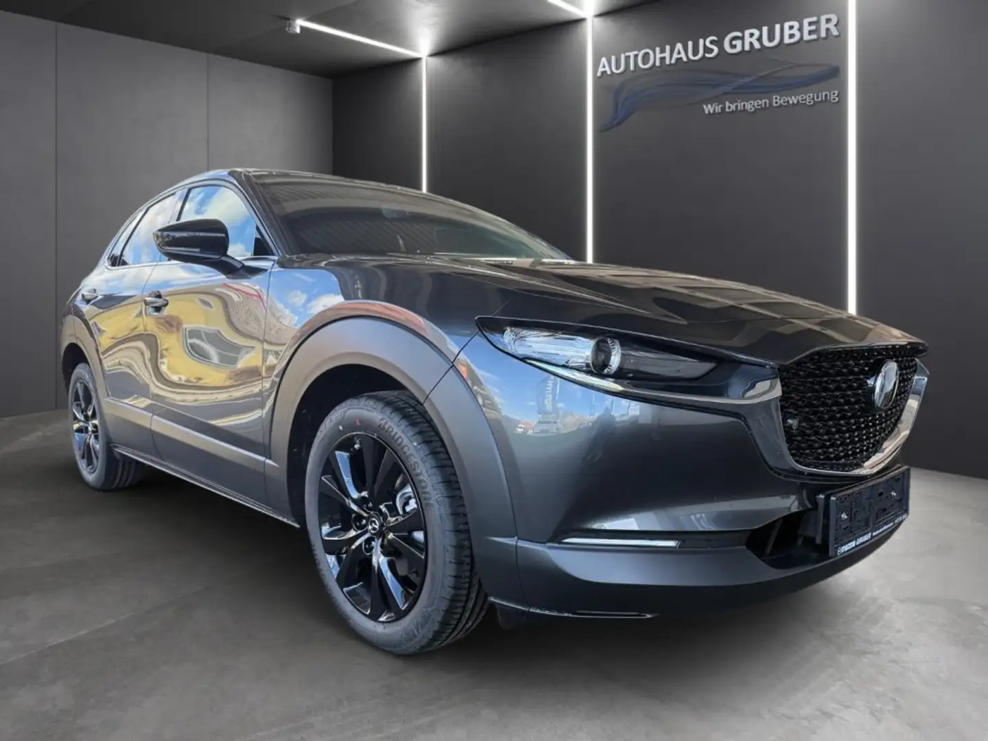 Mazda CX-30 2.5L e-SKYACTIV G 140ps 6MT 2WD HOMURA Grau - 2