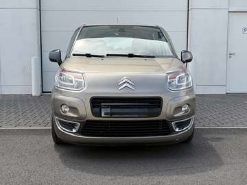 1.6 VTi Exclusive
