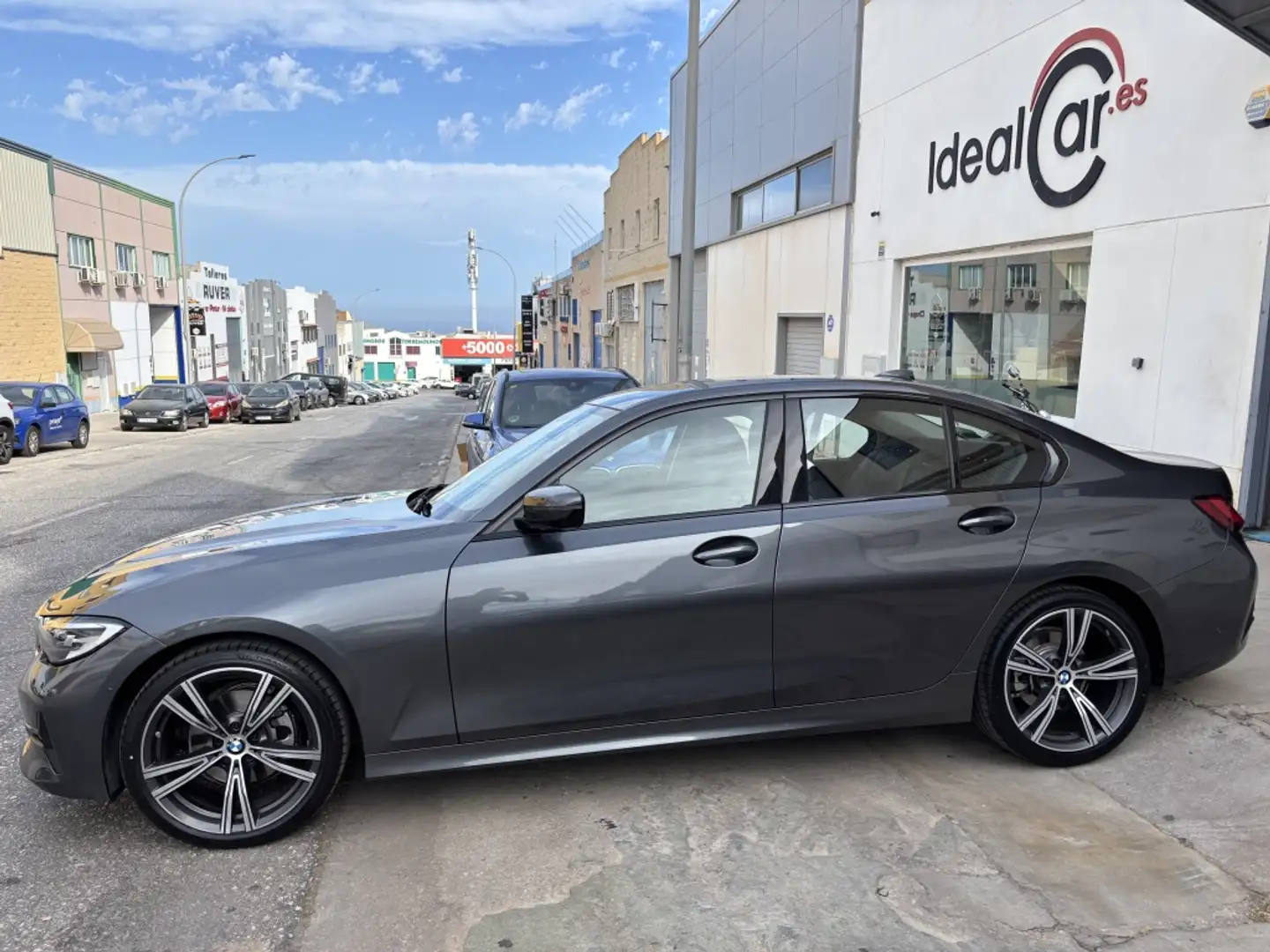 BMW 320 320dA Gris - 2