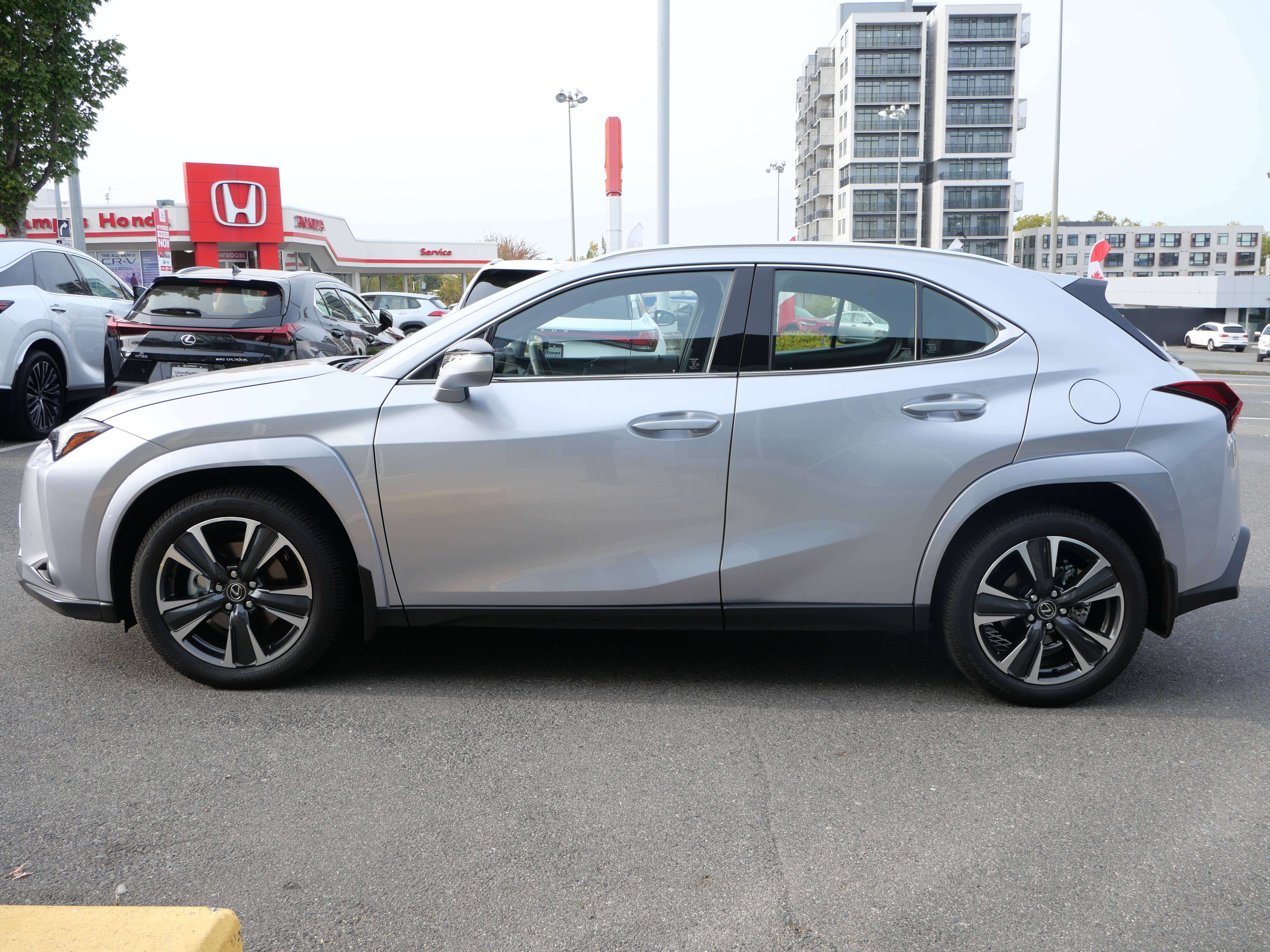 2026 Lexus UX