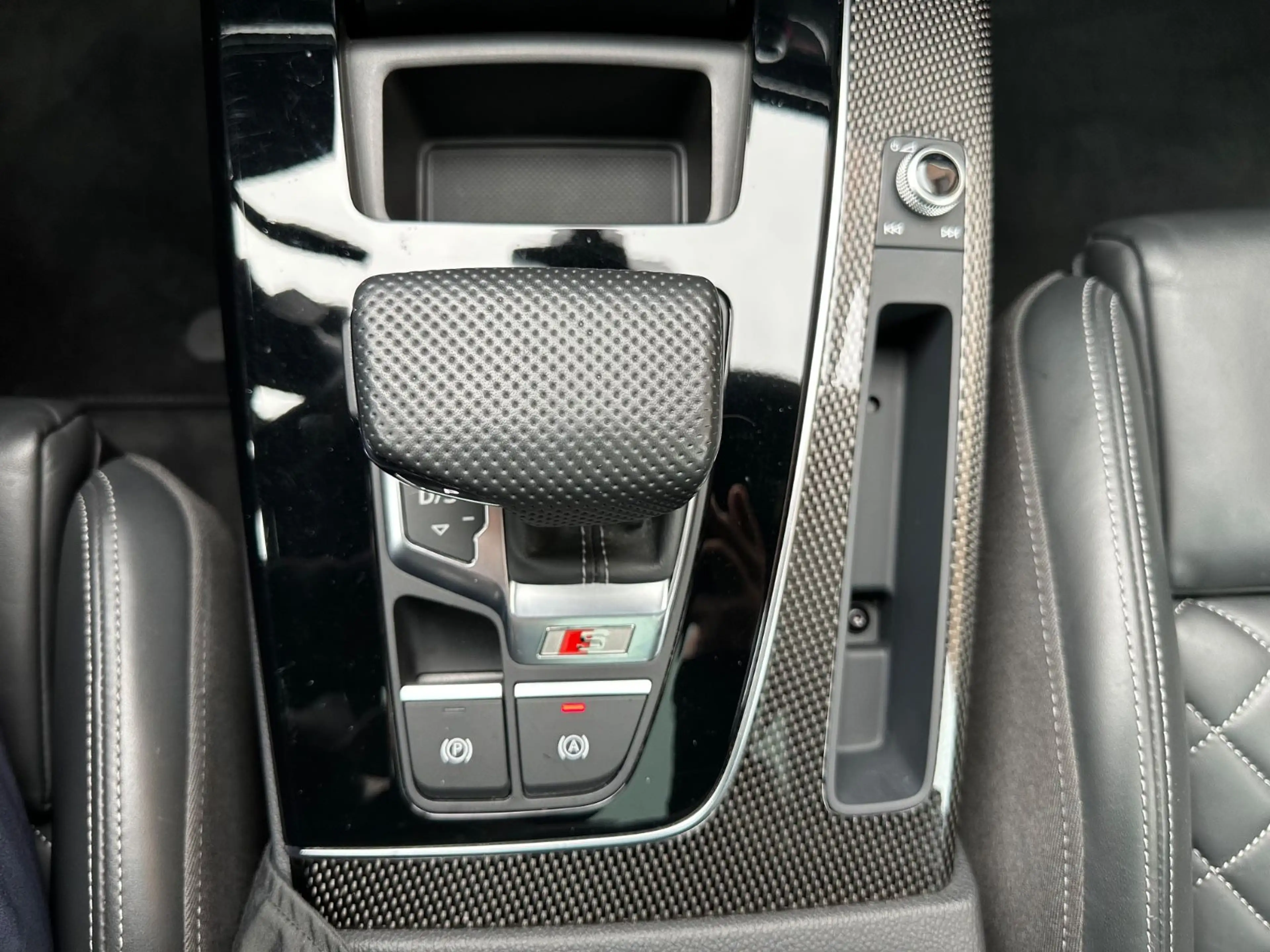 Audi SQ5 VOLL+PANO+MASSAGE+MATRIX+VOLLEDER+ACC — photo 10
