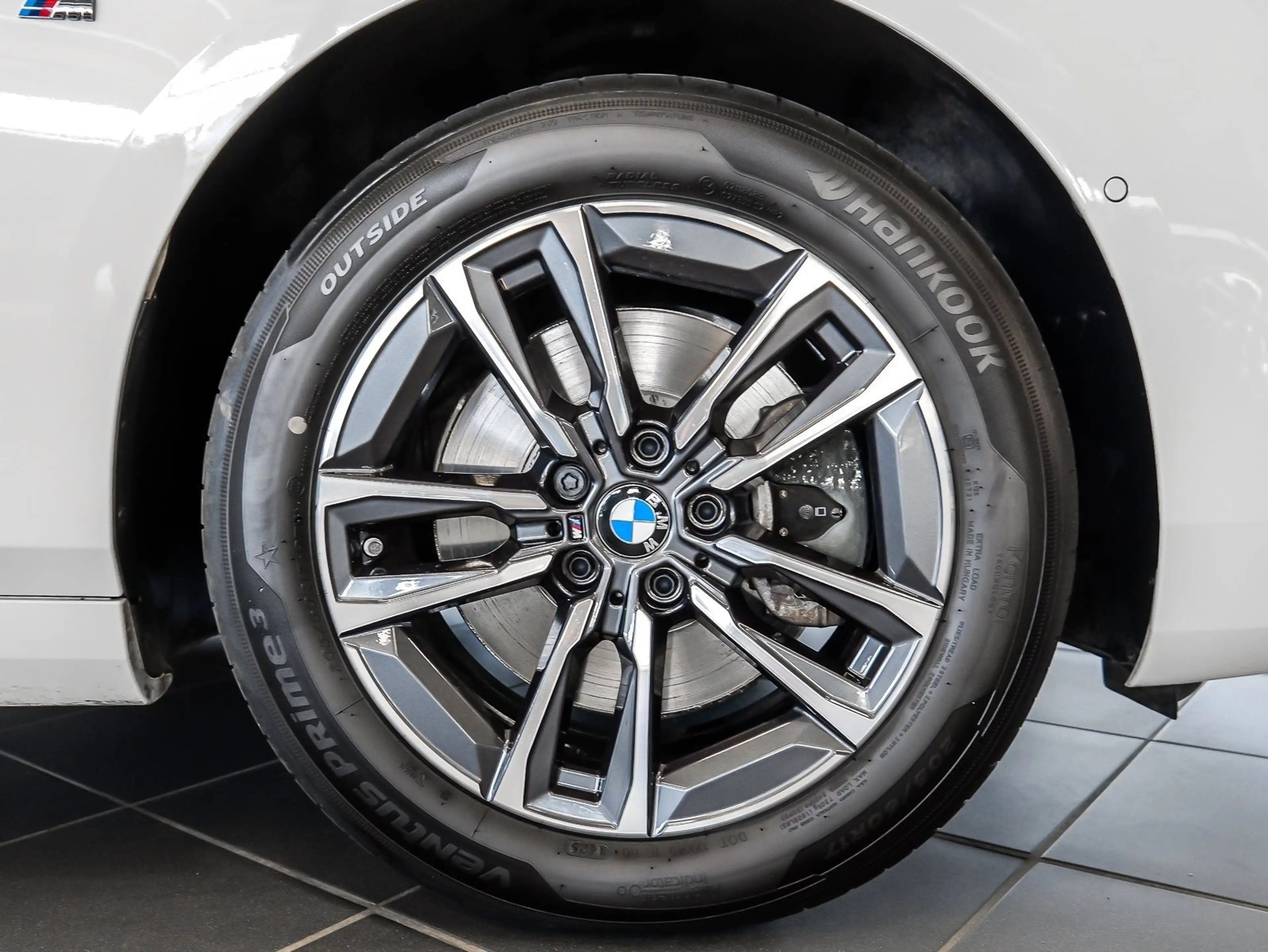 BMW 223 i xDrive Active Tourer M Sport HUD PANO ACC — photo 4