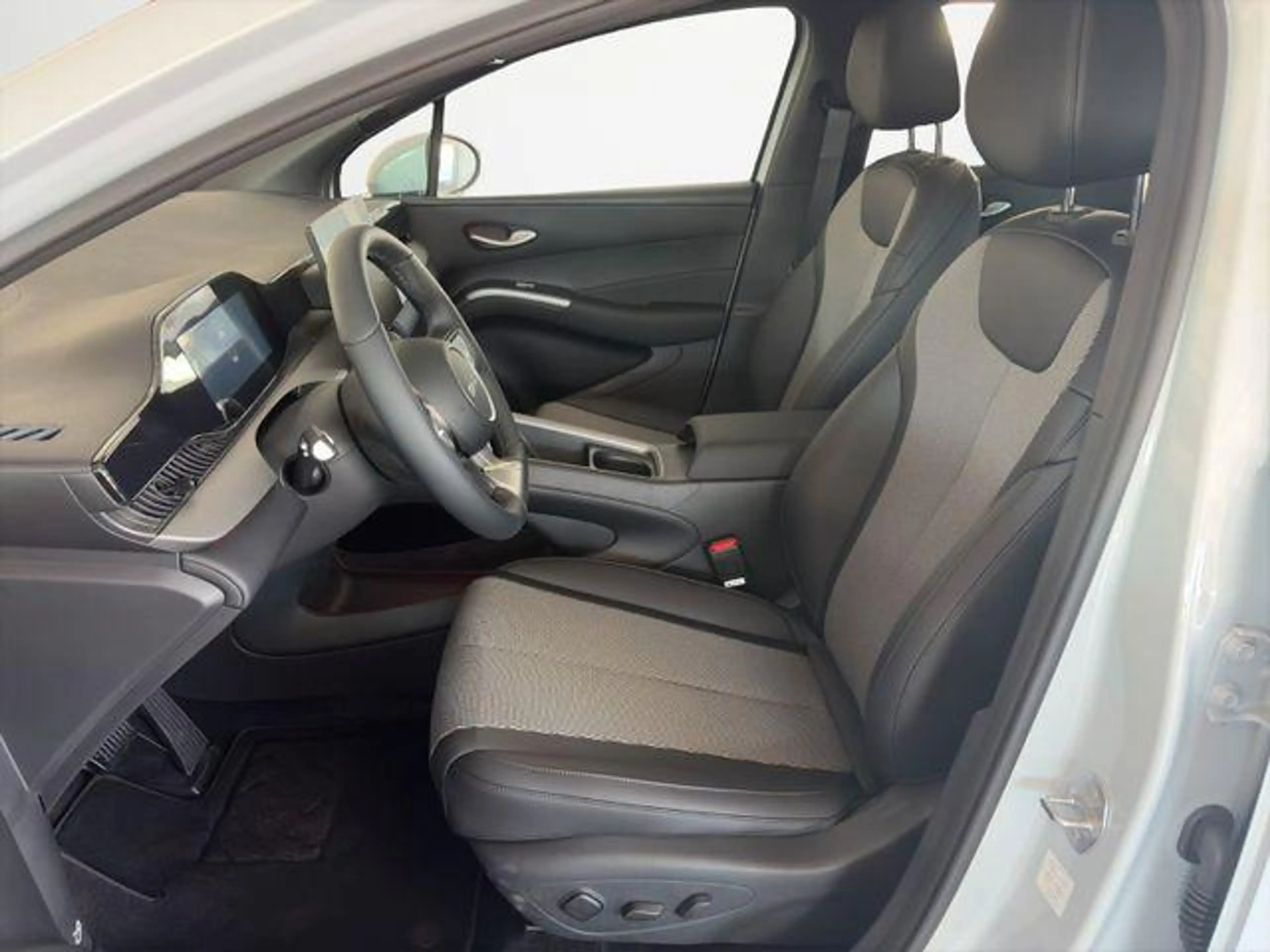 BYD Dolphin G DM-i Comfort /PANO/SHZ/SOFORT 156 kW (212 PS), ... — photo 6