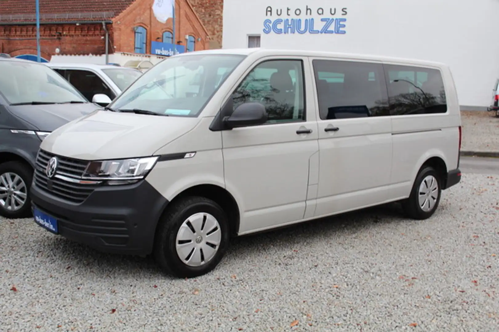 Volkswagen T6.1 Kombi Lang LR 150PS DSG PDC Standheizung Gri - 1