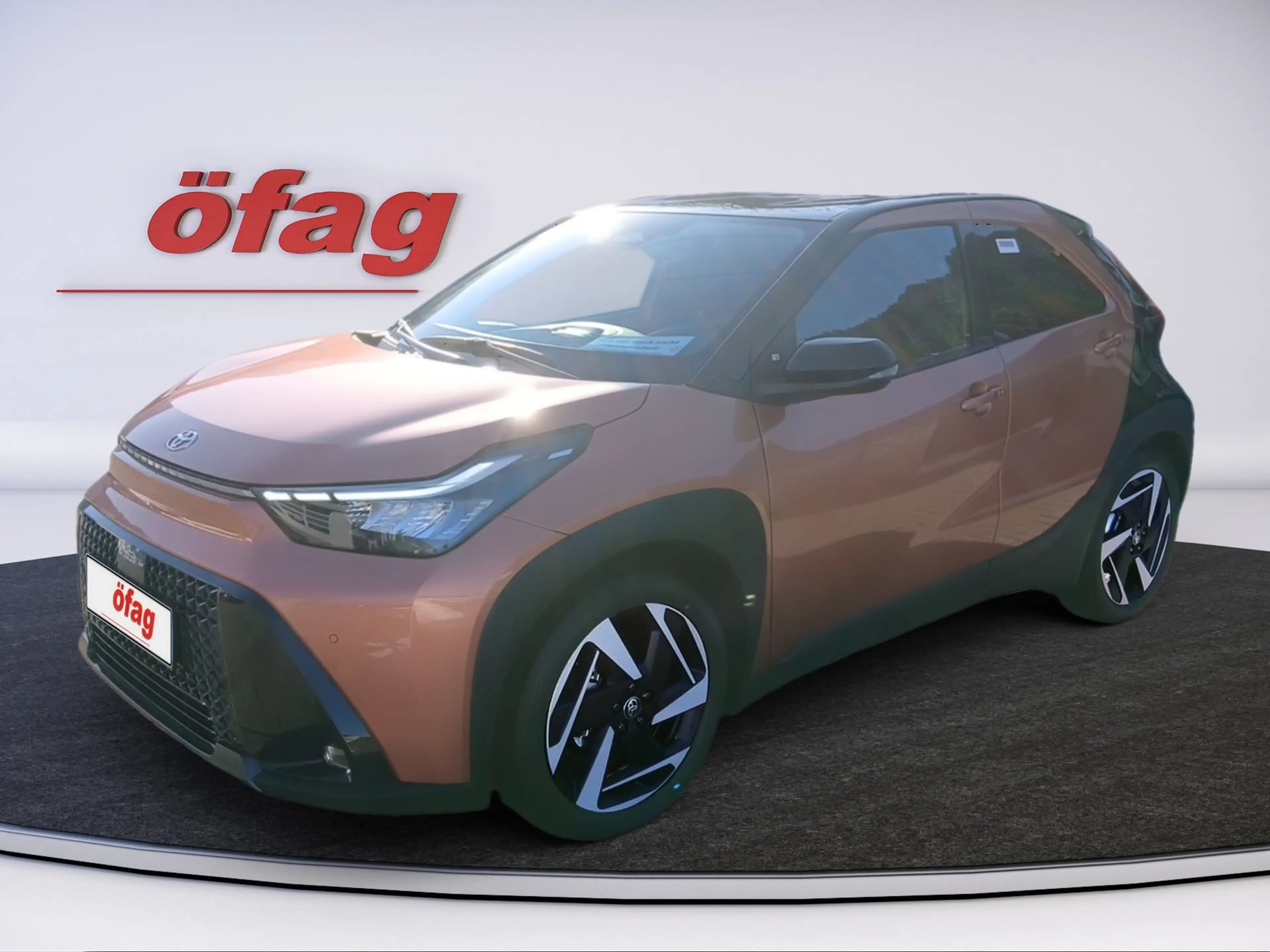 Toyota Aygo X 1.5 Hybrid Teamplayer Hybrid, ACC — photo 2
