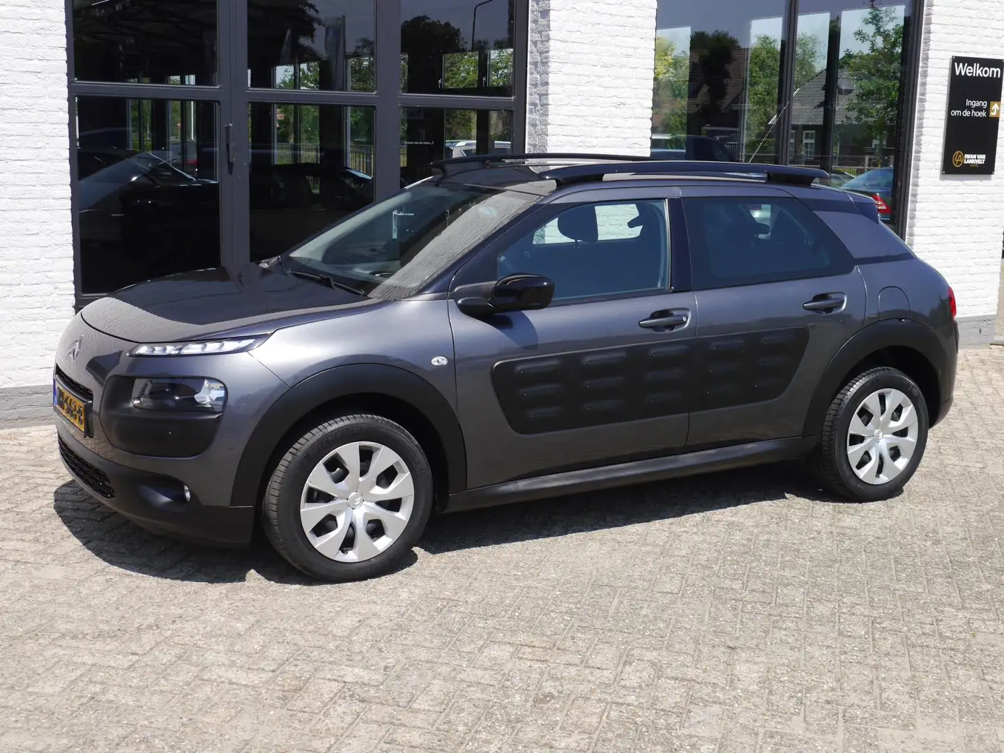 Citroen C4 Cactus 1.2 PureTech Feel 33000KM!!! Clima Automaat Navi P Grau - 1